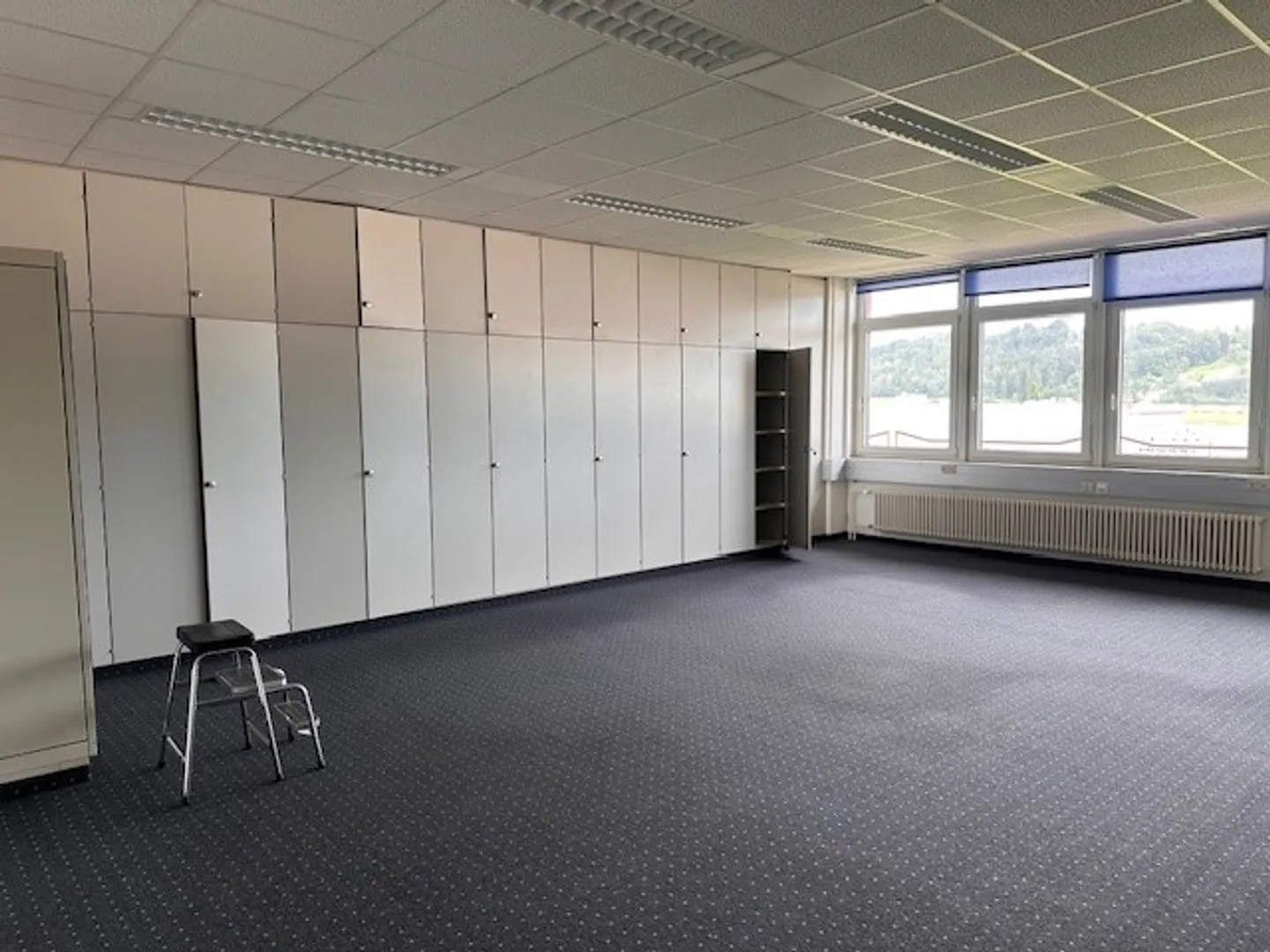 Klimatisierte Büros mit Weitsicht zu vermieten - Foto 9 von 11