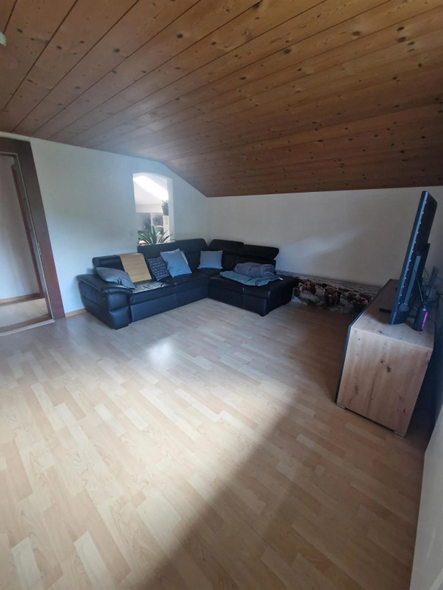 Charmante Dachwohnung - Foto 7 von 11