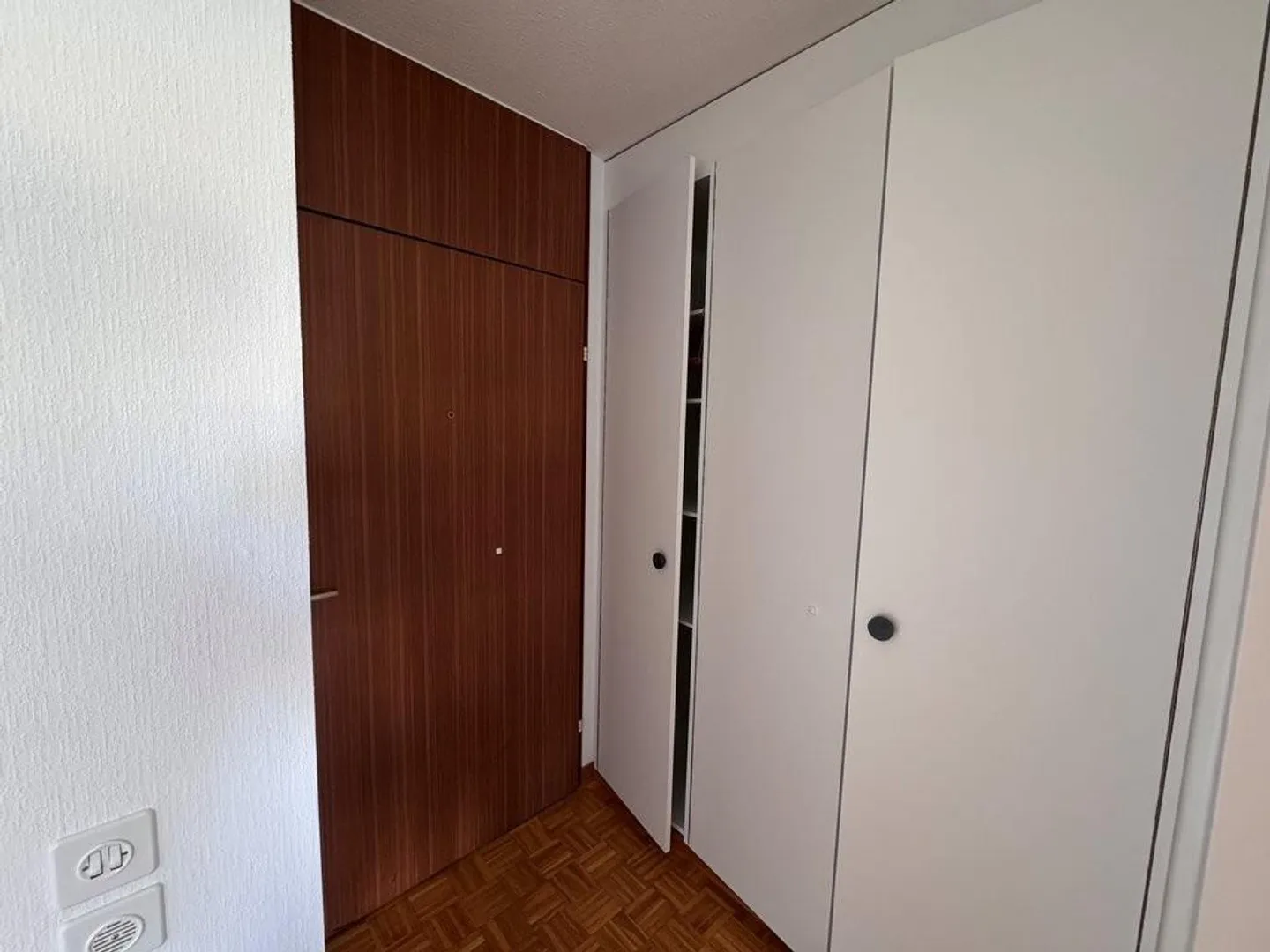 Vicino a tutti i servizi - Quartiere tranquillo - Foto 3 di 6