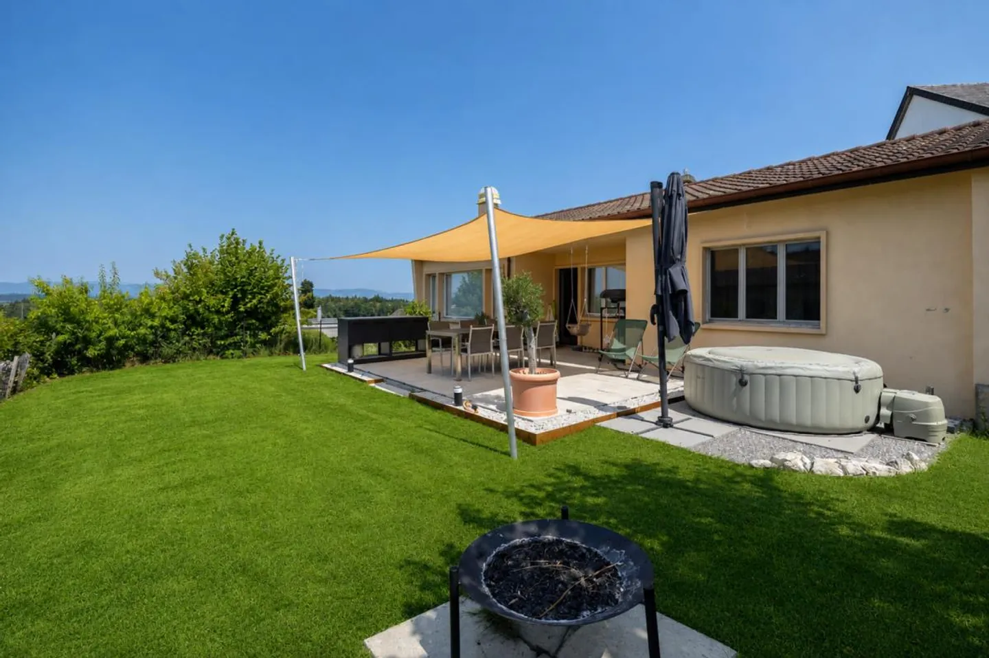 Detached single-family house with unobstructed view - Photo 19 of 21