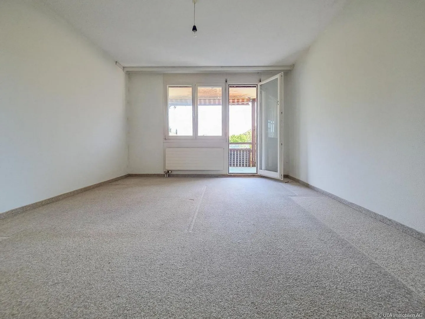 Your sunny home - two balconies + plenty of space for your own ideas - Photo 5 of 13