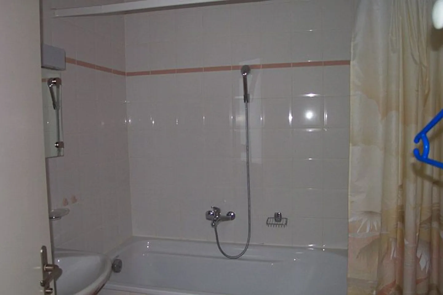 Dachgeschoss 4 Zimmer - Foto 7 von 8