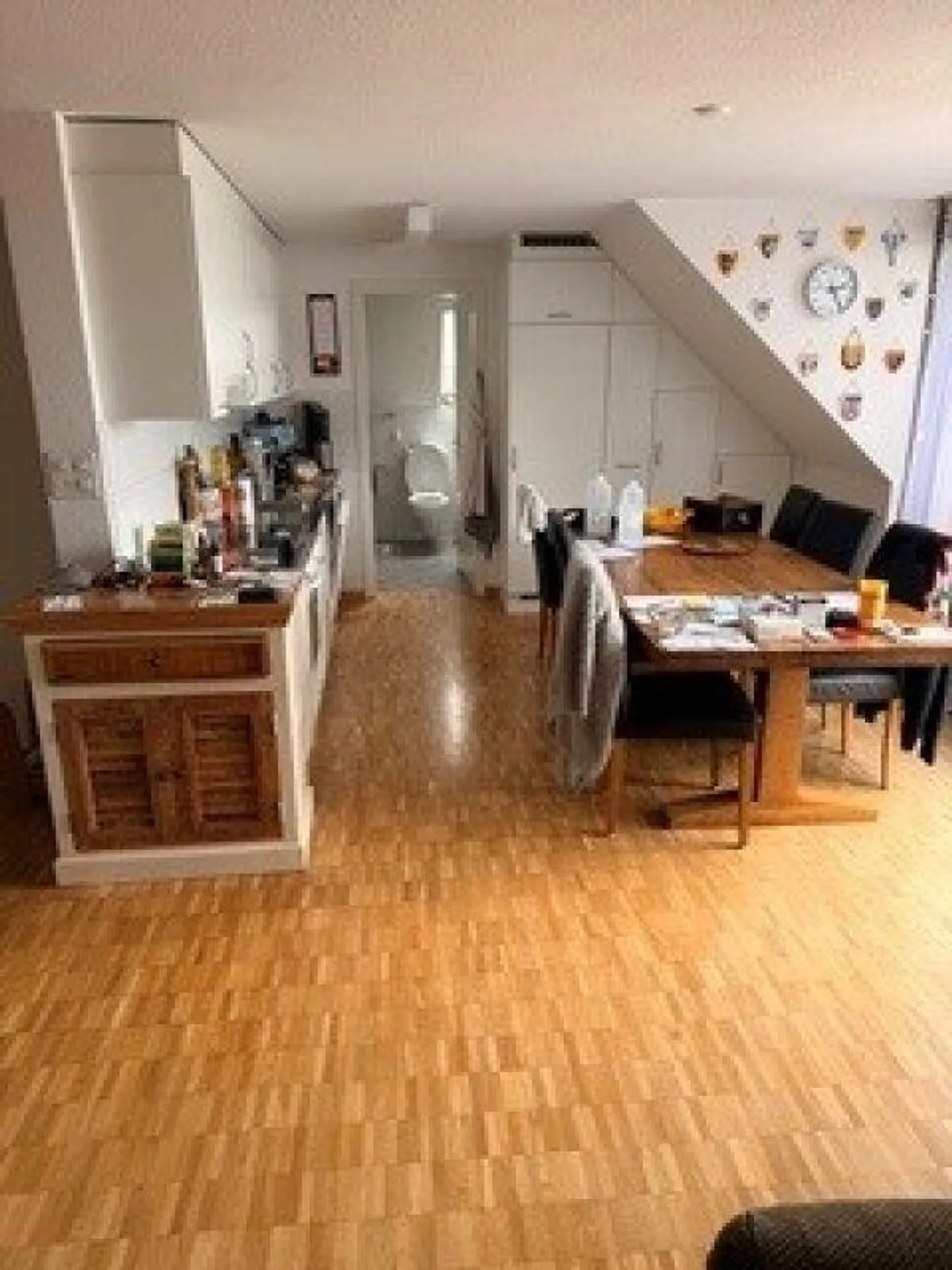 Appartement ancien de 4,5 pièces avec grande terrasse sur le toit - Photo 5 sur 8