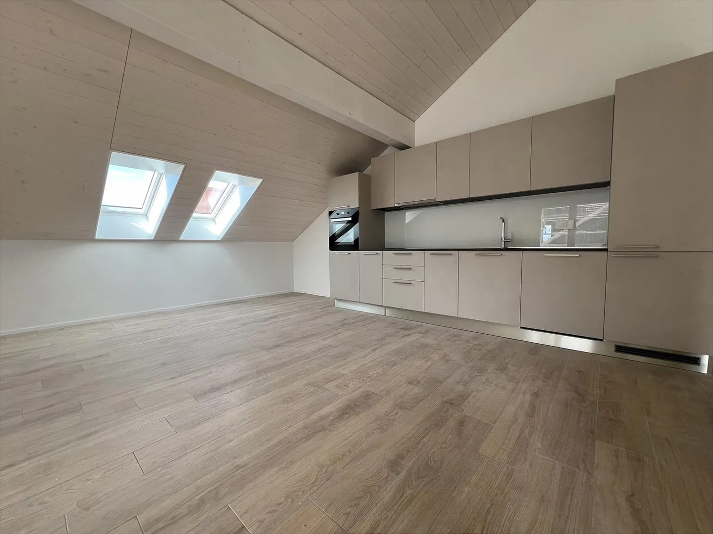 05757 - Appartamento 3½ stanze - RTE DELLEY 58 - ST-AUBIN DE - Foto 10 di 11
