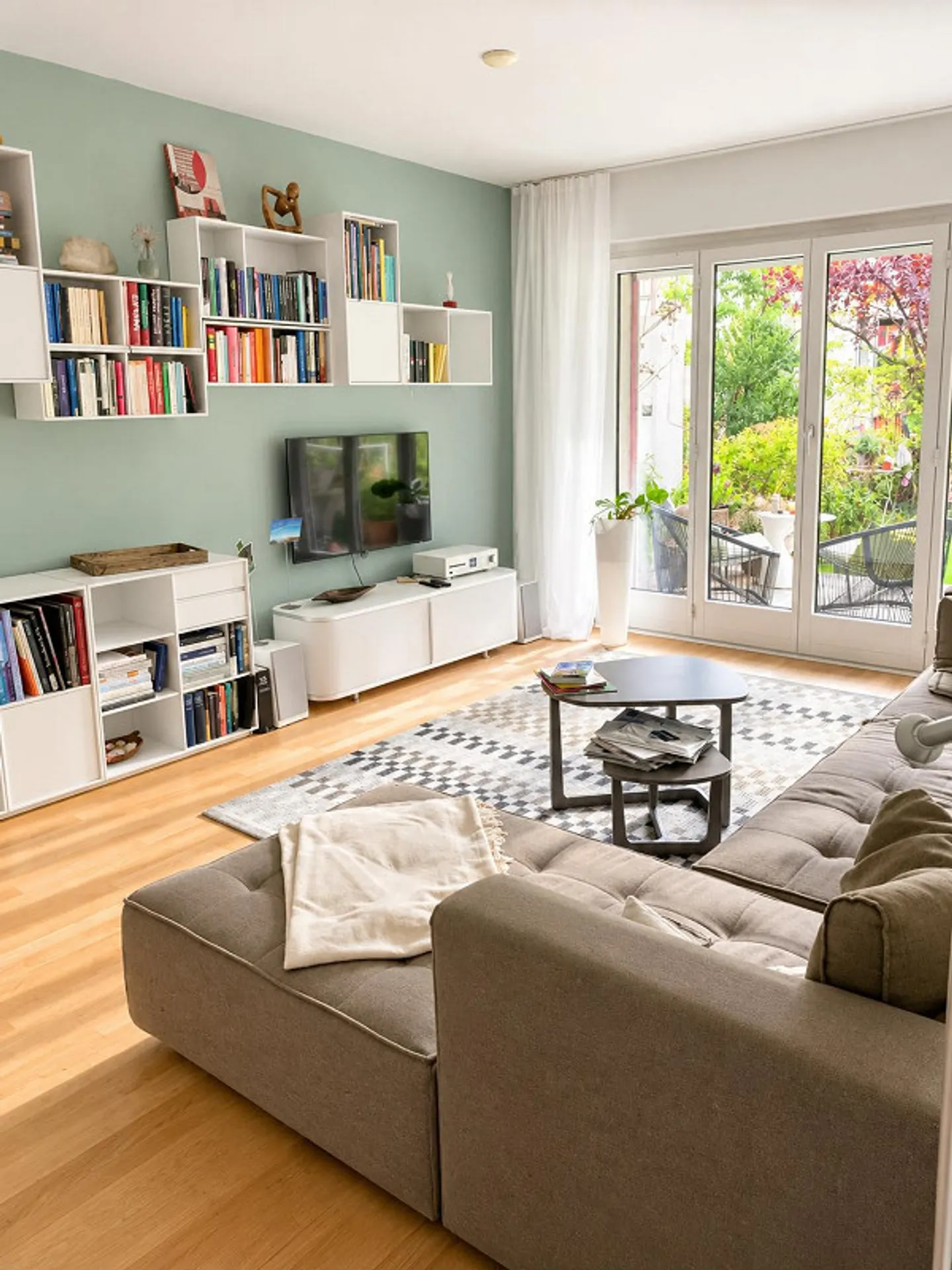 Attractive 4.5-room apartment in Zurich – limited until the end of May 2027 - Photo 3 of 10