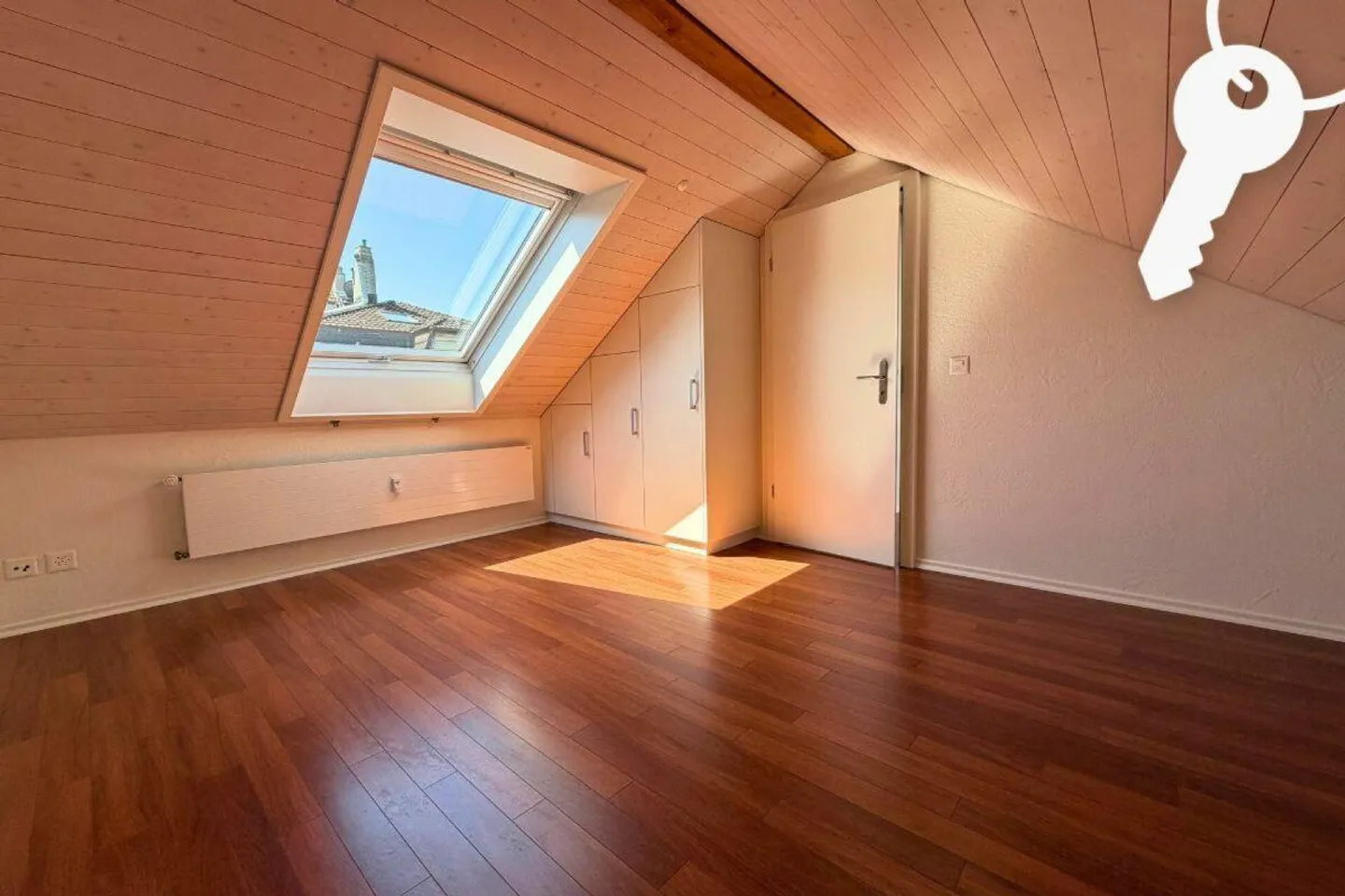 3.5-Room Attic Apartment in Solothurn - Photo 6 of 8