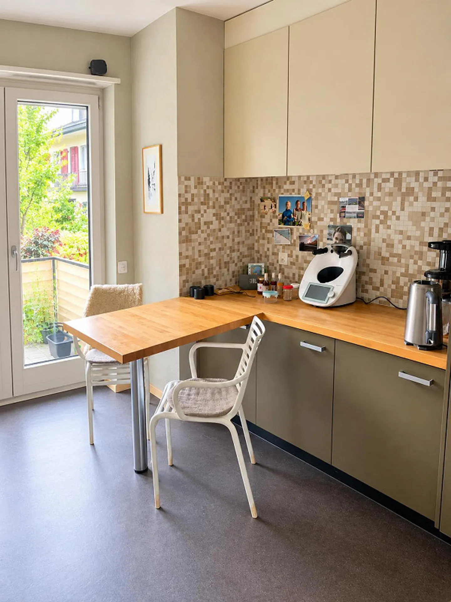 Attractive 4.5-room apartment in Zurich – limited until the end of May 2027 - Photo 4 of 10
