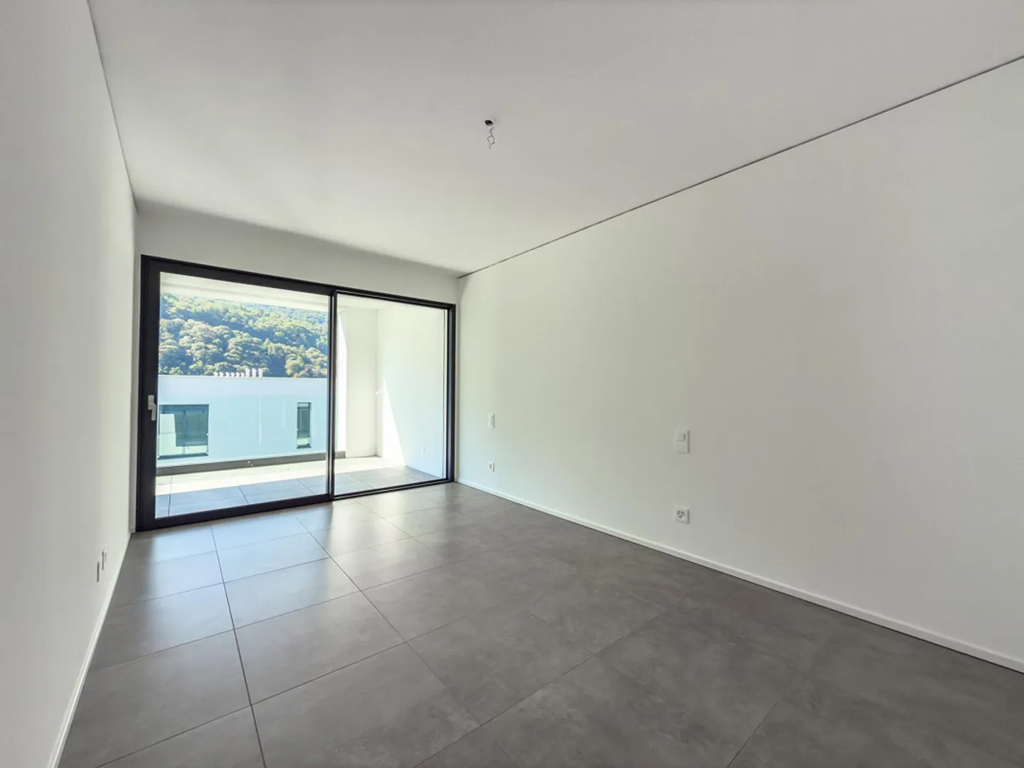 Moderne 2,5 pièces à louer à Monteggio - Photo 3 sur 9