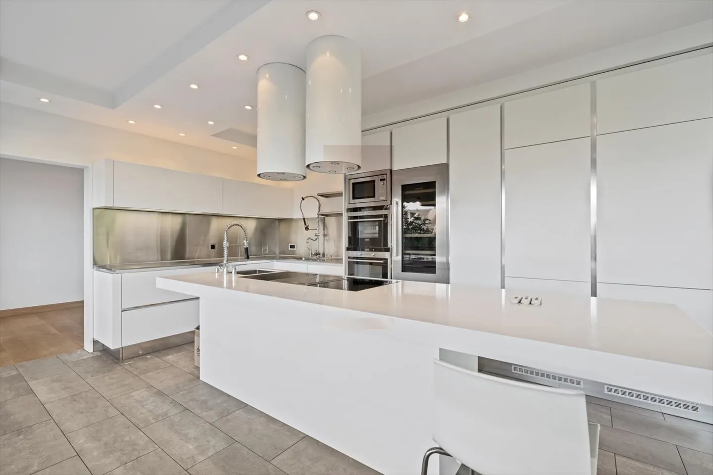 Excellent duplex de 6,5 pièces avec jardin à Champel - Photo 3 sur 8