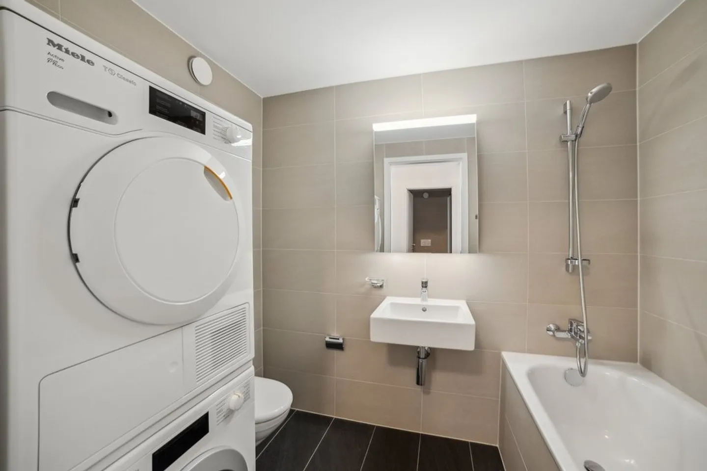 Appartement à louer - Photo 5 sur 8