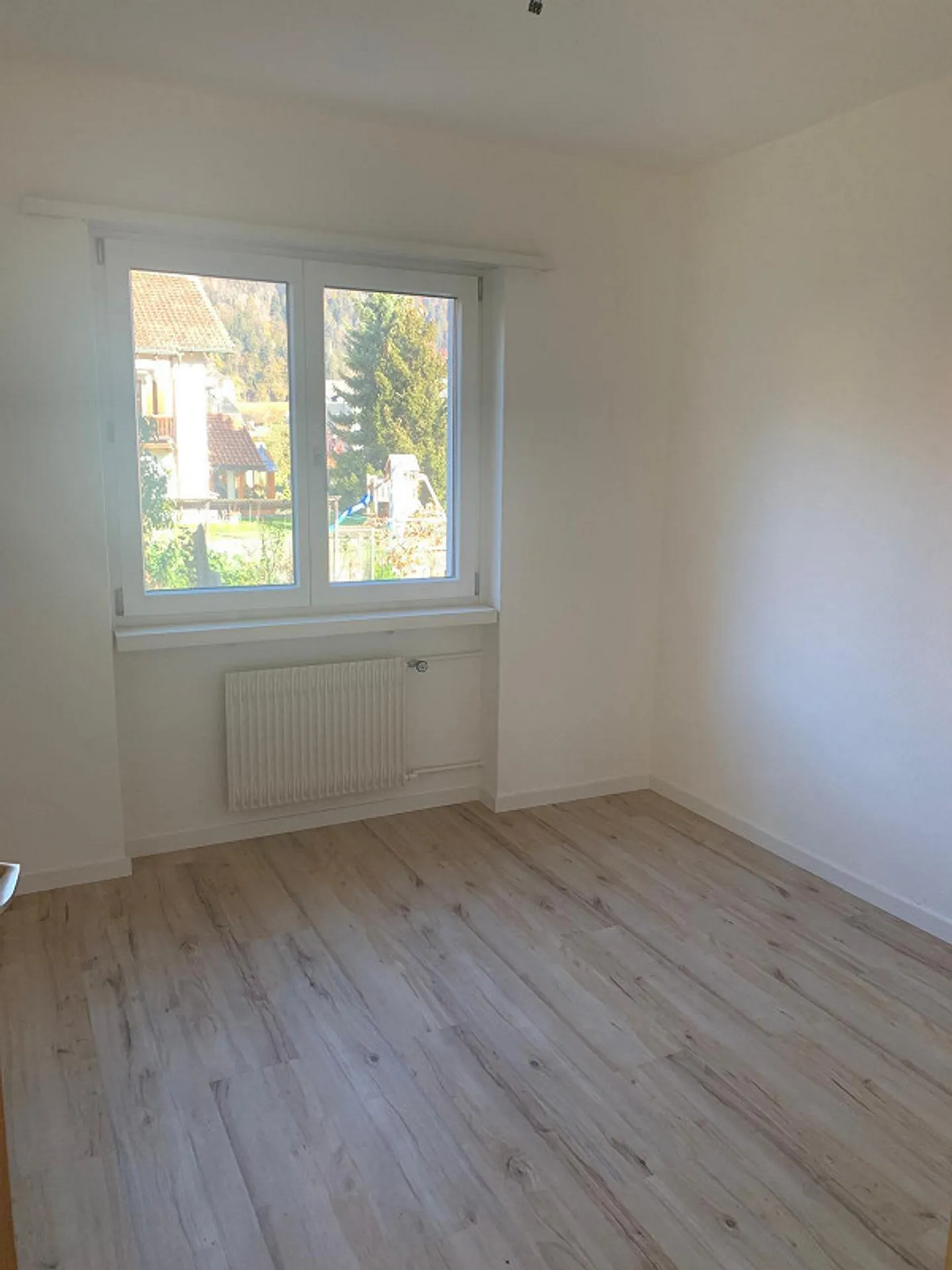 Beautiful 4.5 room apartment in Ilanz - Photo 7 of 8