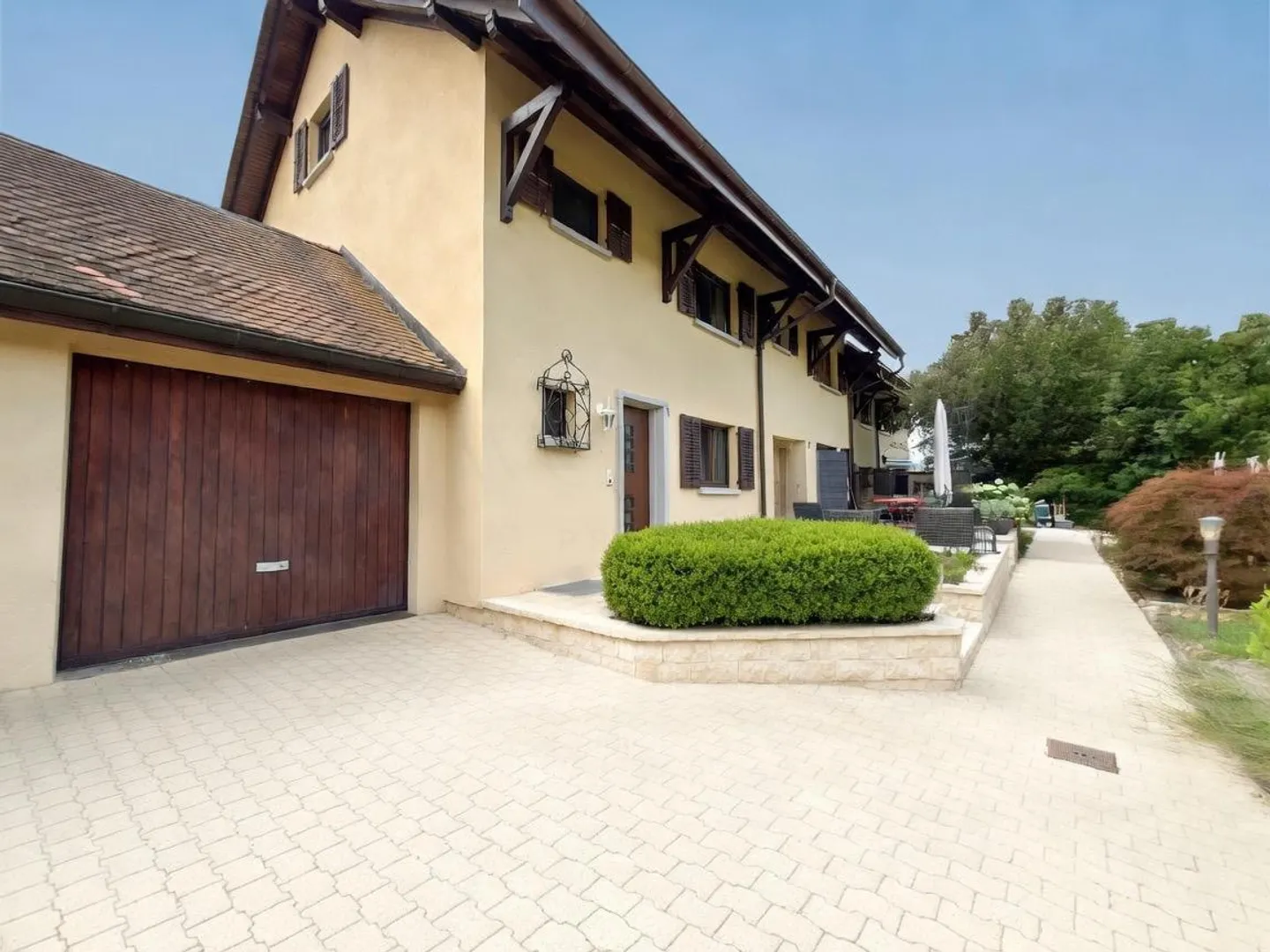 Maison rénovée avec jardin - Photo 2 sur 6