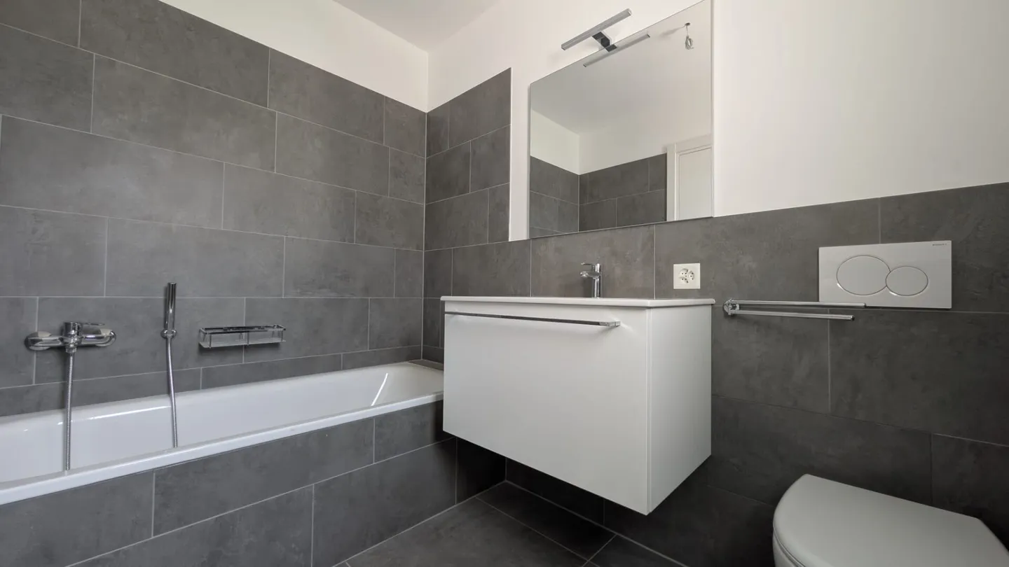 Geräumig, modernes und neues Design! - Foto 14 von 17