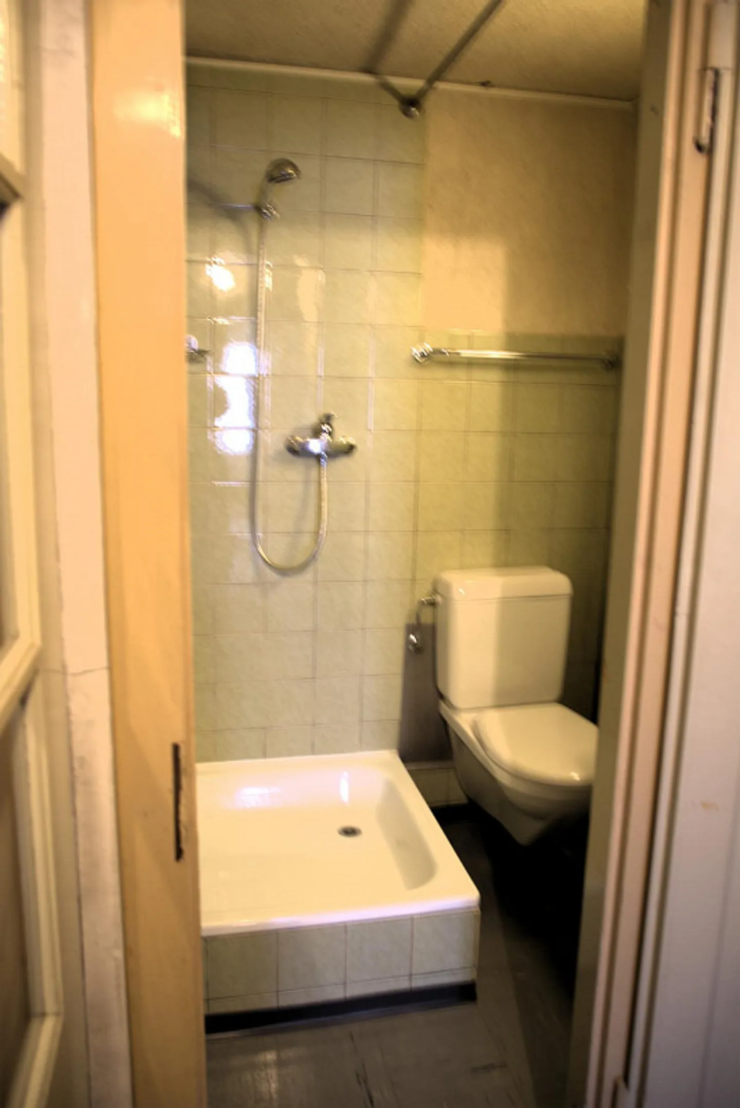 Charmante maisonette de 6 pièces dans un bâtiment historique - Photo 14 sur 15