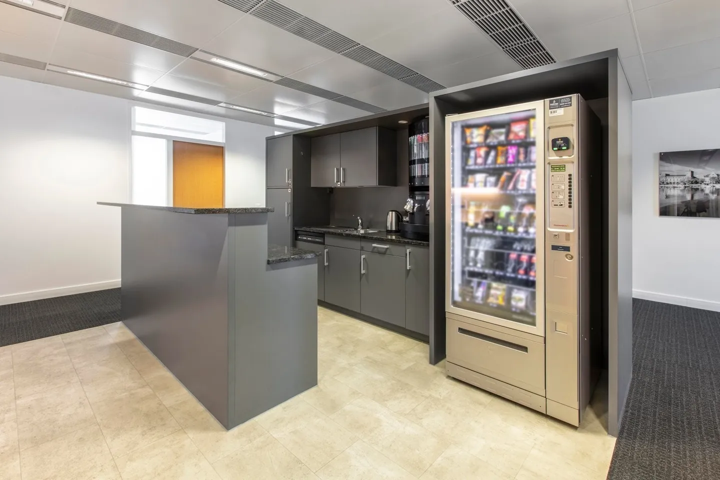 Travaillez à Regus Baarerstrasse ou partout dans notre réseau mondial - Photo 6 sur 6