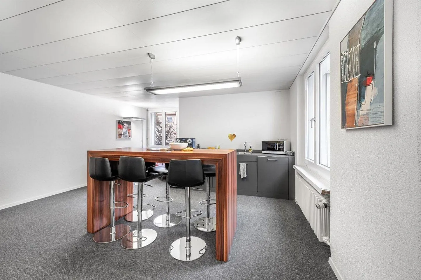 Centrally located - bright and flexible office spaces in Wohlen - 3 months rent-free - Photo 2 of 6