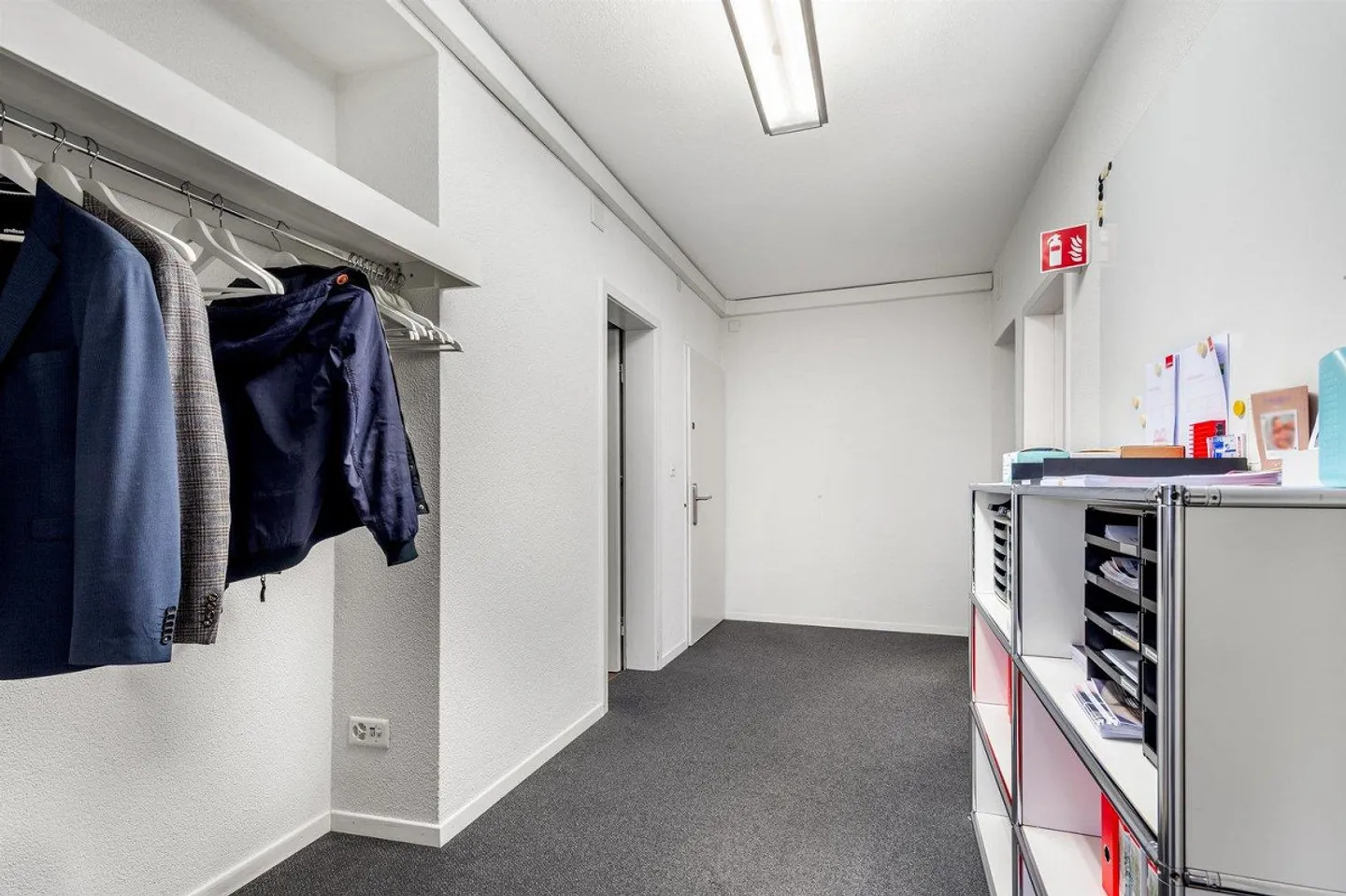 Centrally located - bright and flexible office spaces in Wohlen - 3 months rent-free - Photo 6 of 6