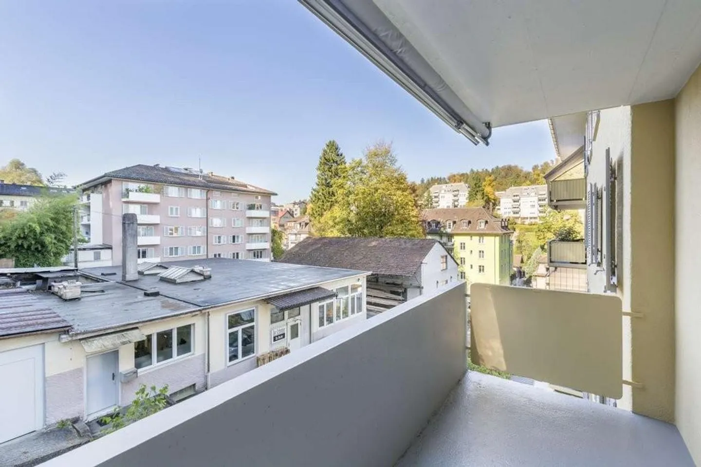 Appartamento attraente con 3 camere al 4° piano in una posizione tranquilla a Lucerna - Foto 4 di 6