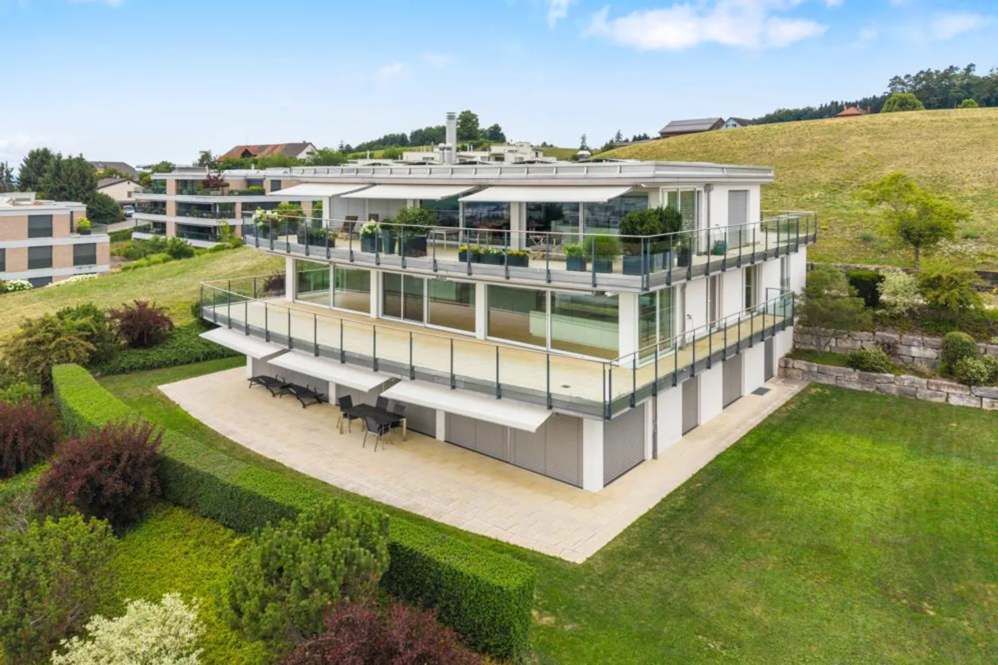 Geräumige Terrassenwohnung mit Aussicht - Foto 9 von 11