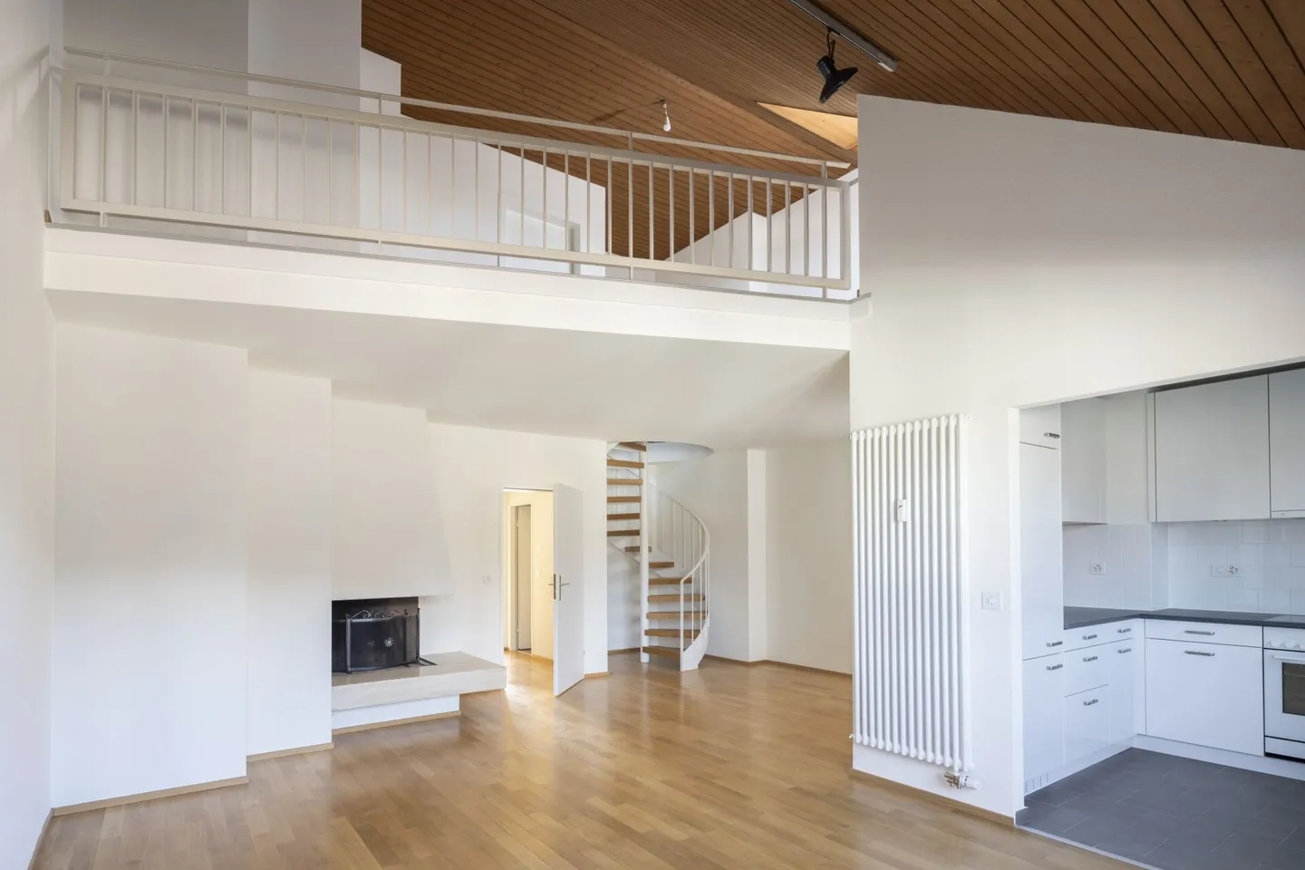 Appartamenti Maisonette Ristrutturati in Posizione Ideale - Foto 2 di 10