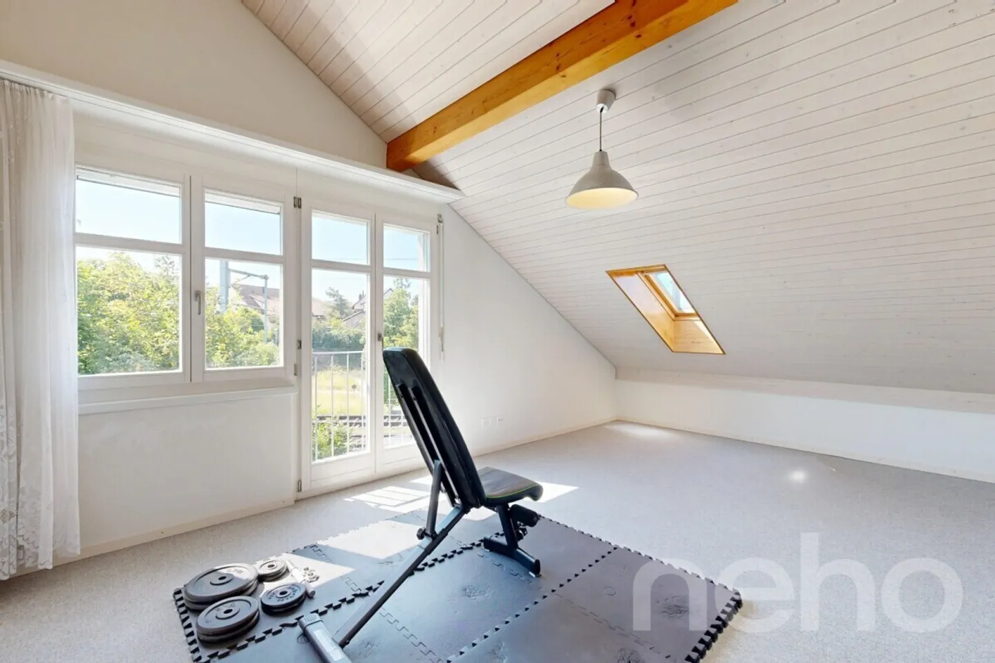 Appartement en duplex attrayant dans un immeuble bien entretenu de trois parties - Photo 7 sur 12
