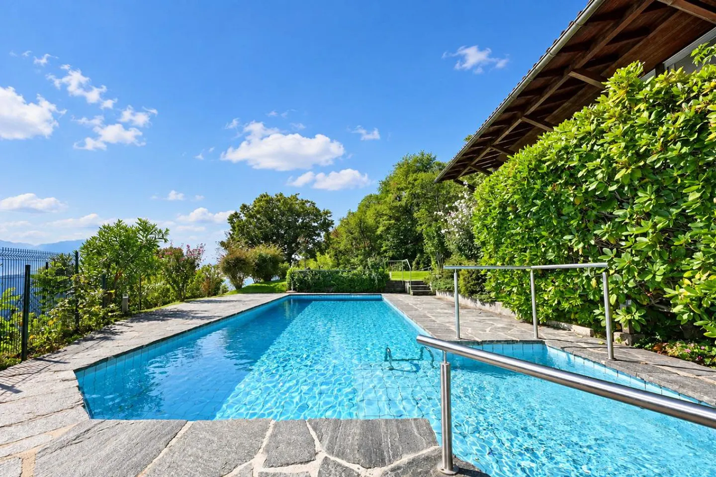 Villa d’Autore: Blick auf den Golf von Lugano und Agno. Hoch energetischer Standort - Foto 5 von 30
