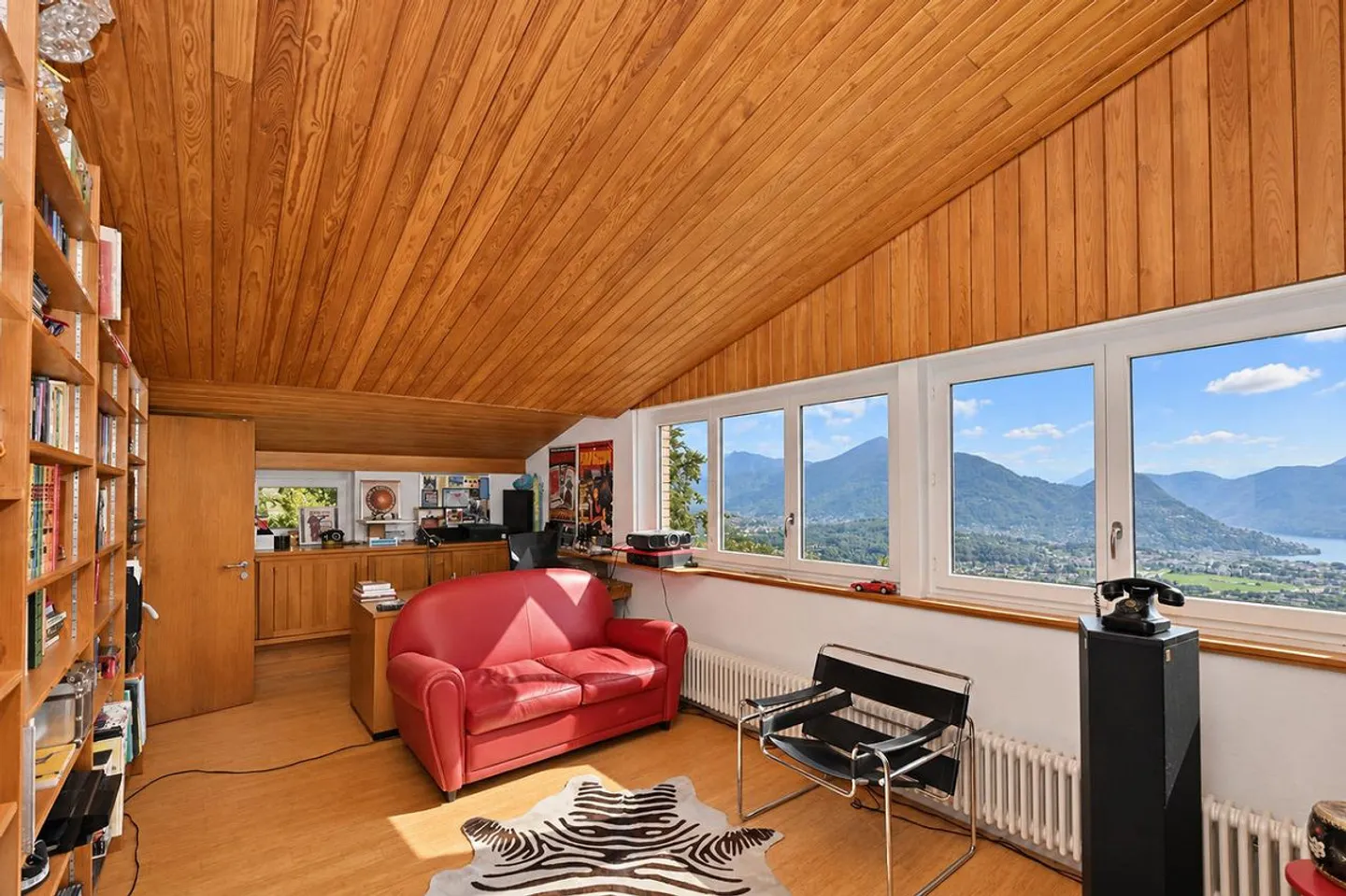 Villa d’Autore: Blick auf den Golf von Lugano und Agno. Hoch energetischer Standort - Foto 17 von 30