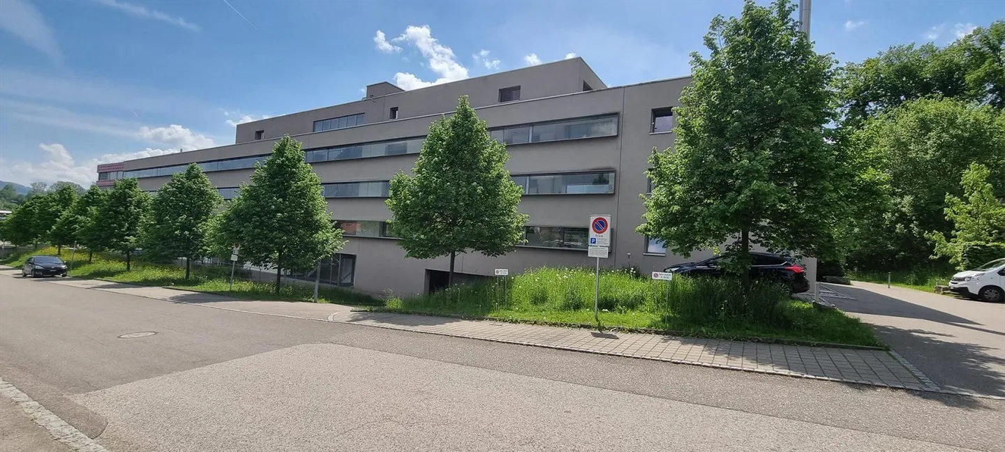 Posti auto a Laufen - Foto 1 di 1