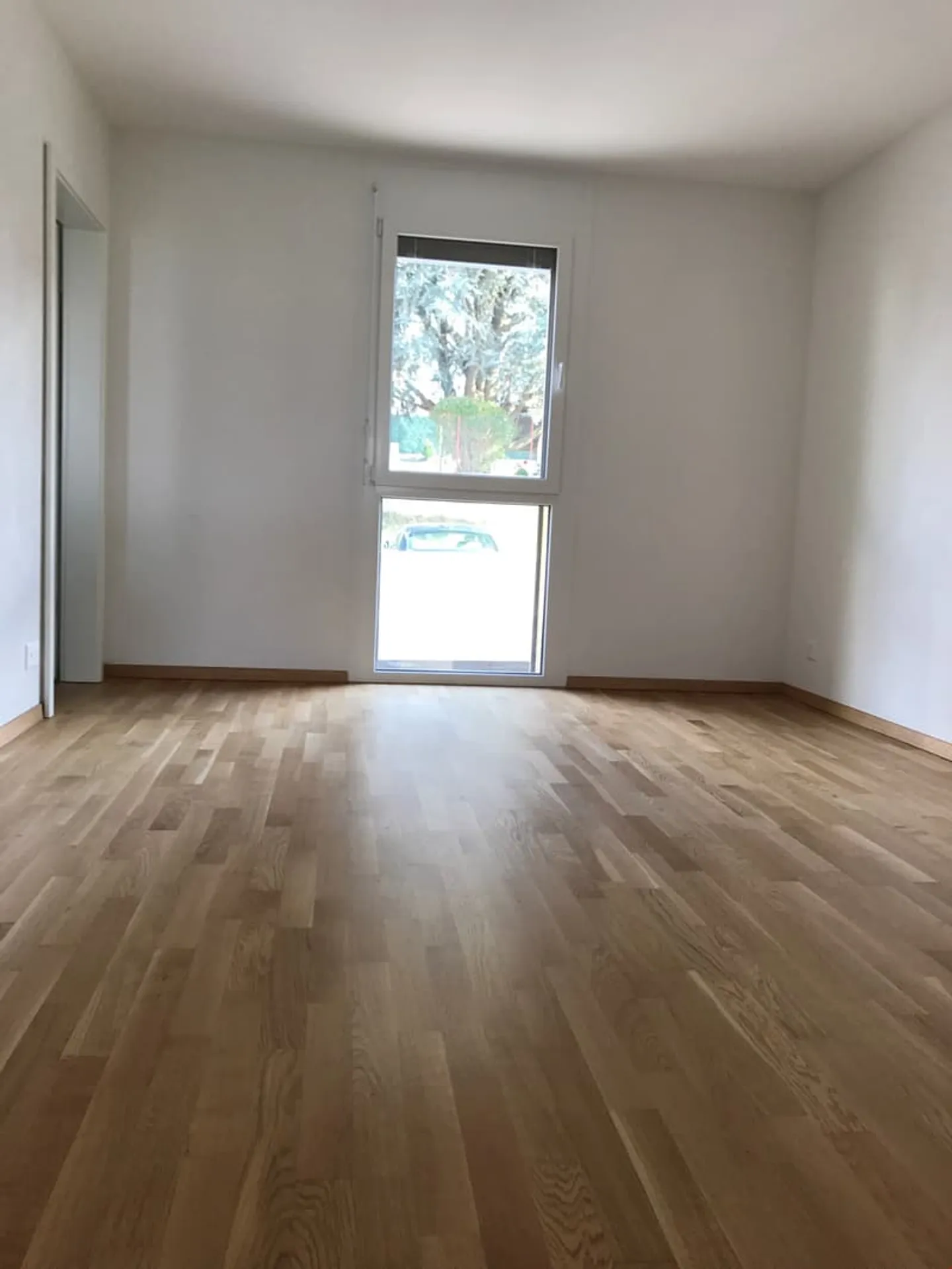 Appartement spacieux avec terrasse - Photo 4 sur 7