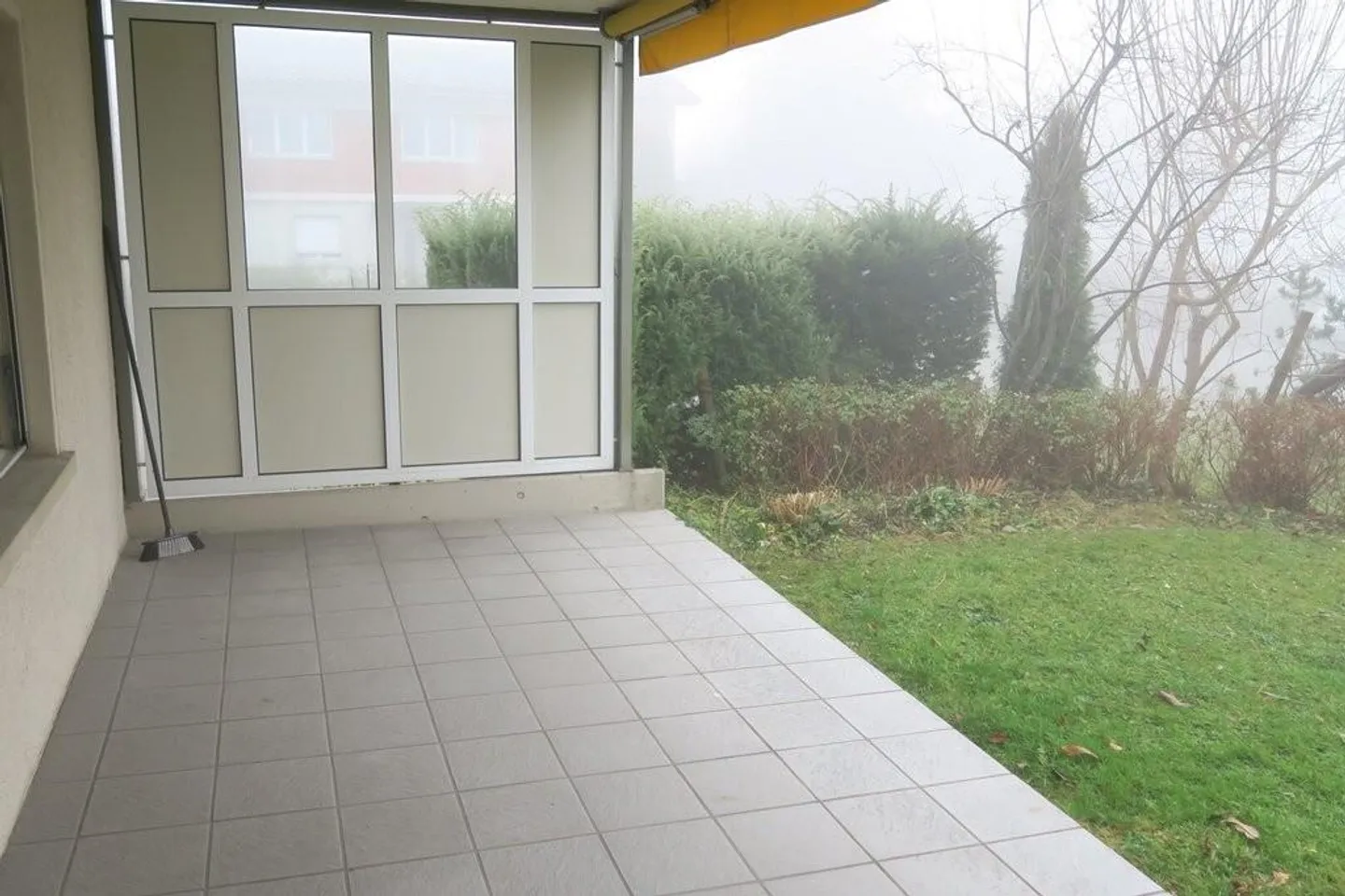 Top-Wohnlage mit Gartensitzplatz - Foto 9 von 10