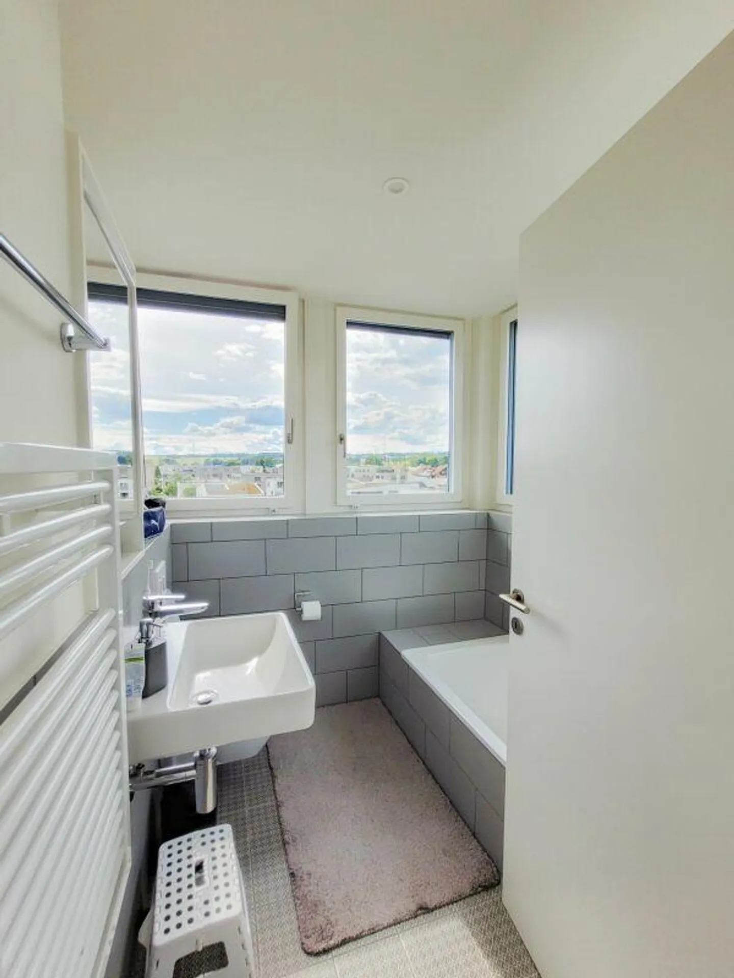 Geräumige Maisonettewohnung - Foto 2 von 15