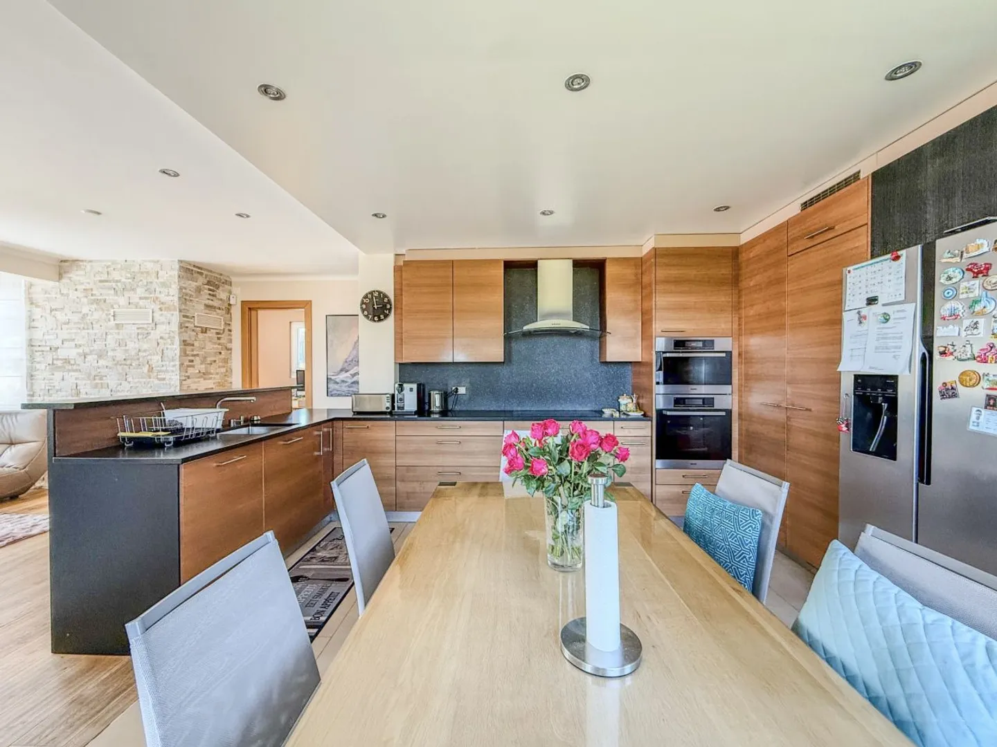 Magnifica casa con 7,5 stanze / Vista sul lago - Foto 3 di 13