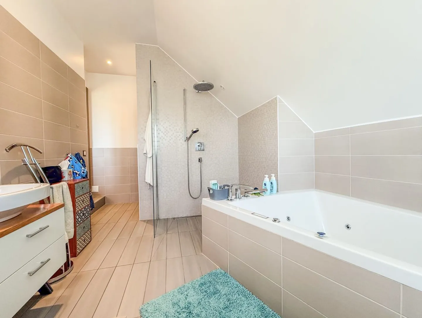 Magnifica casa con 7,5 stanze / Vista sul lago - Foto 6 di 13