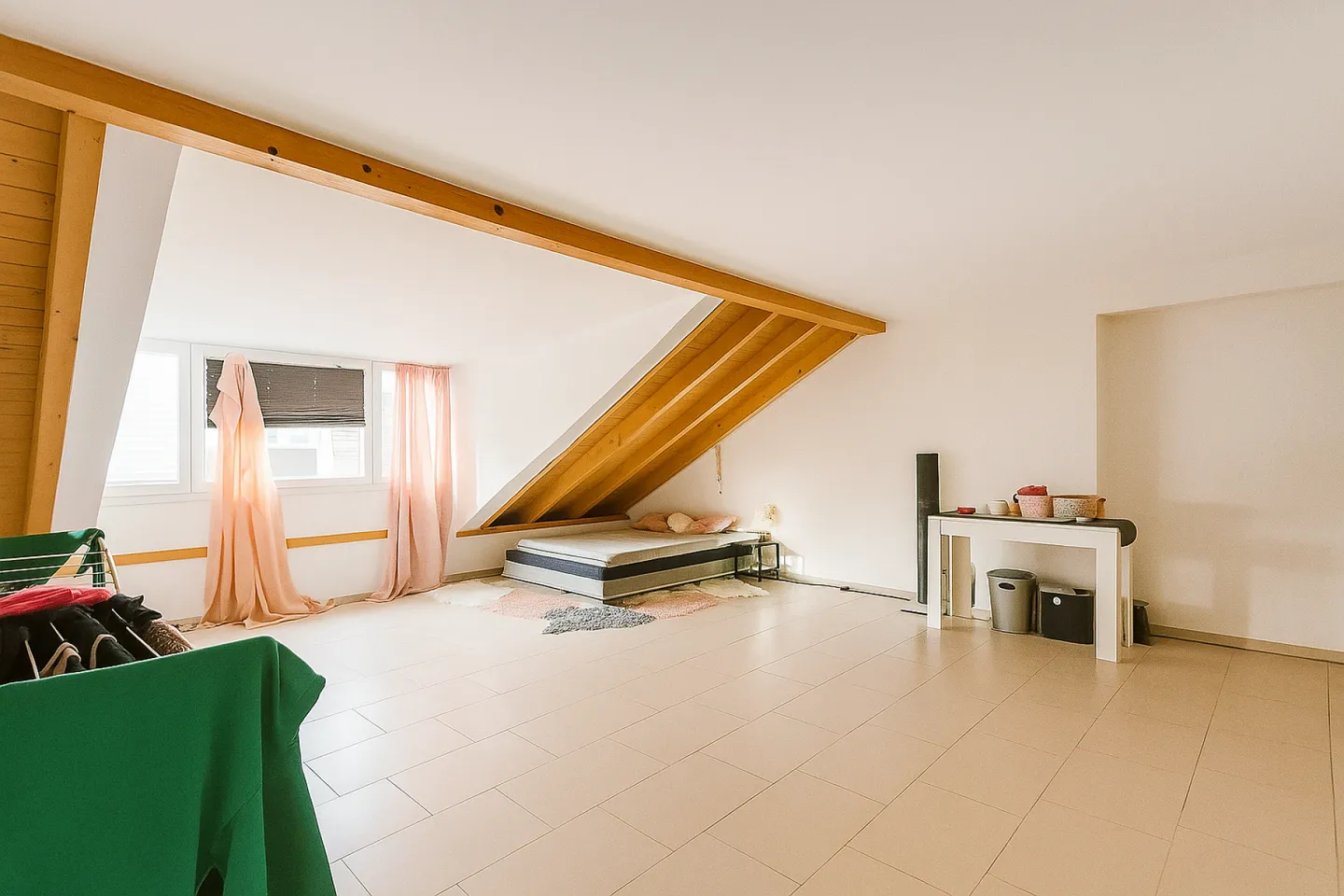 Gemütliche 1.5-Zimmer Wohnung an zentraler Lage - Photo 1 of 3