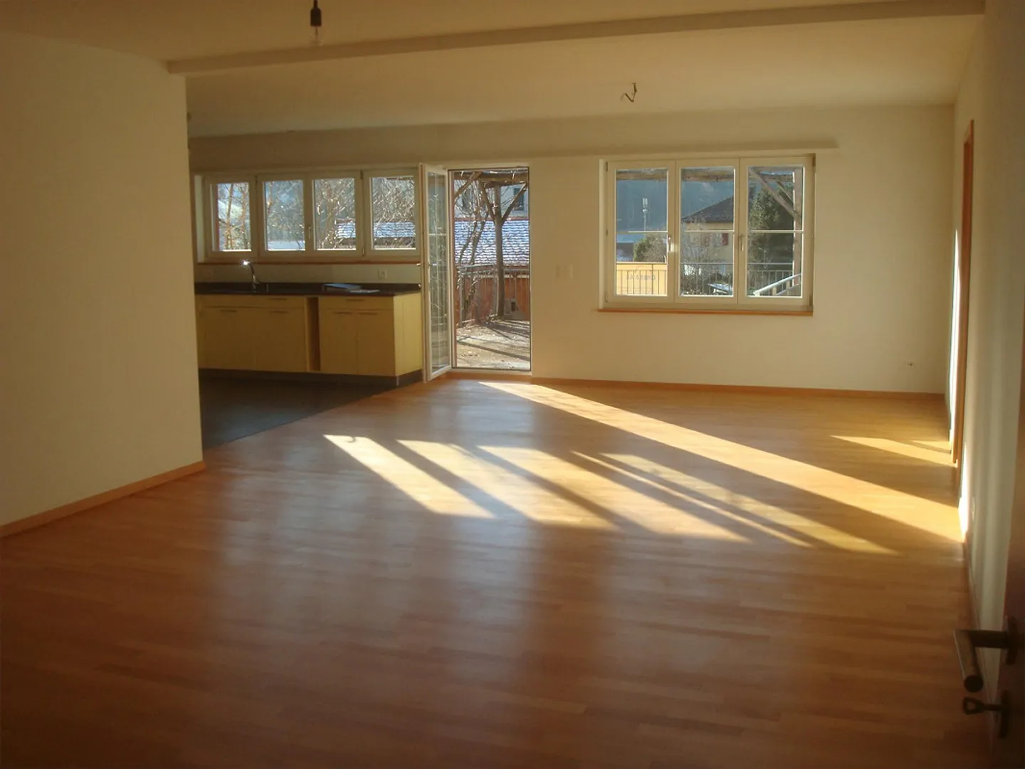 Section de maison de 6,5 pièces avec un haut niveau de finition - Photo 6 sur 13