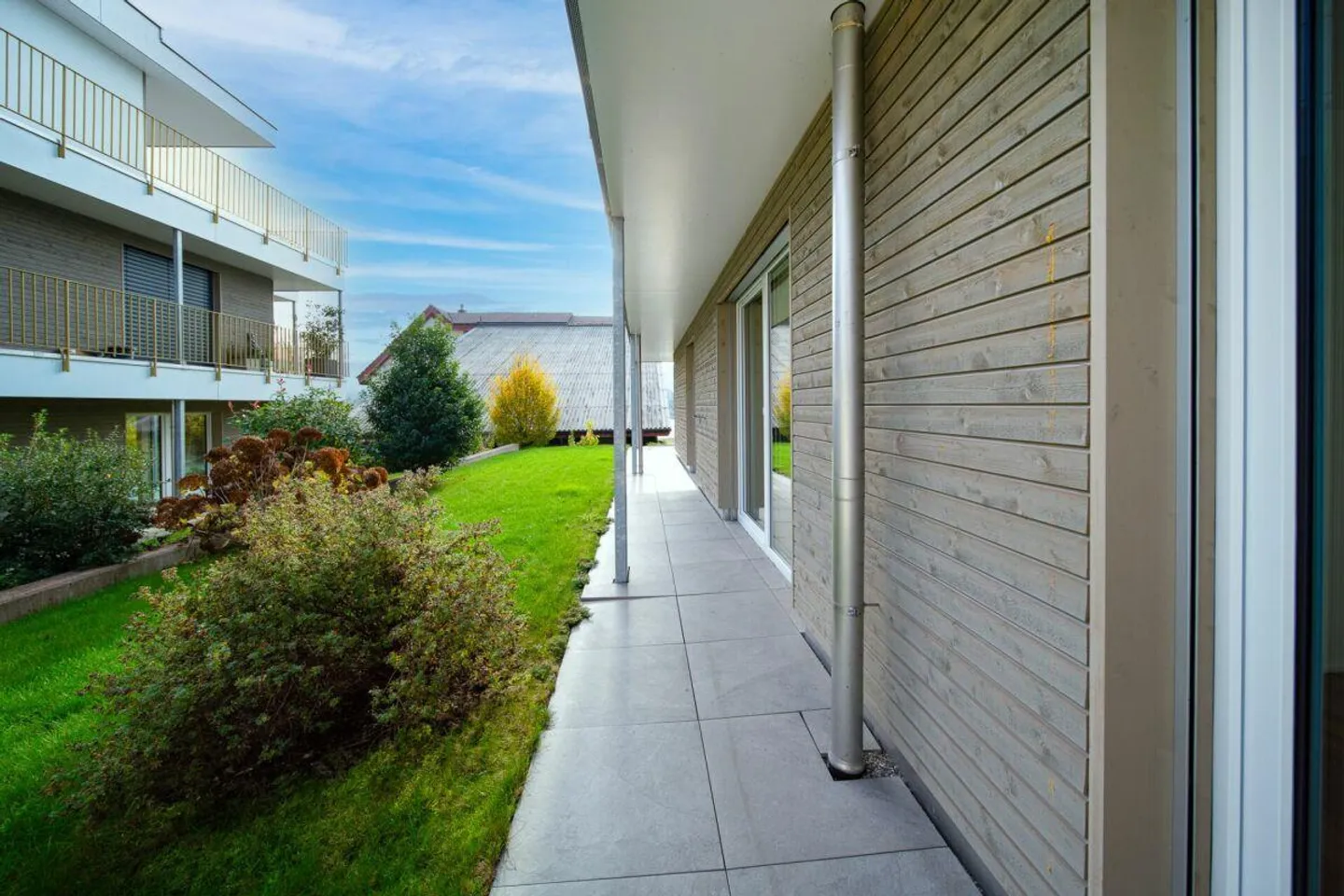 Appartamento al piano terra 3,5 locali con vista sul Reno - Foto 9 di 15