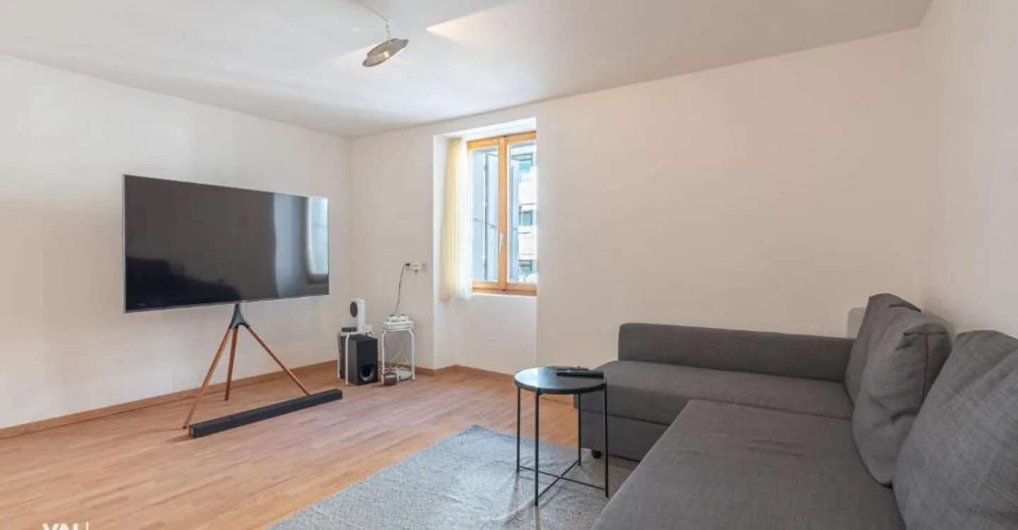 Modern 4.5-Room Apartment in Brig - Photo 1 of 13
