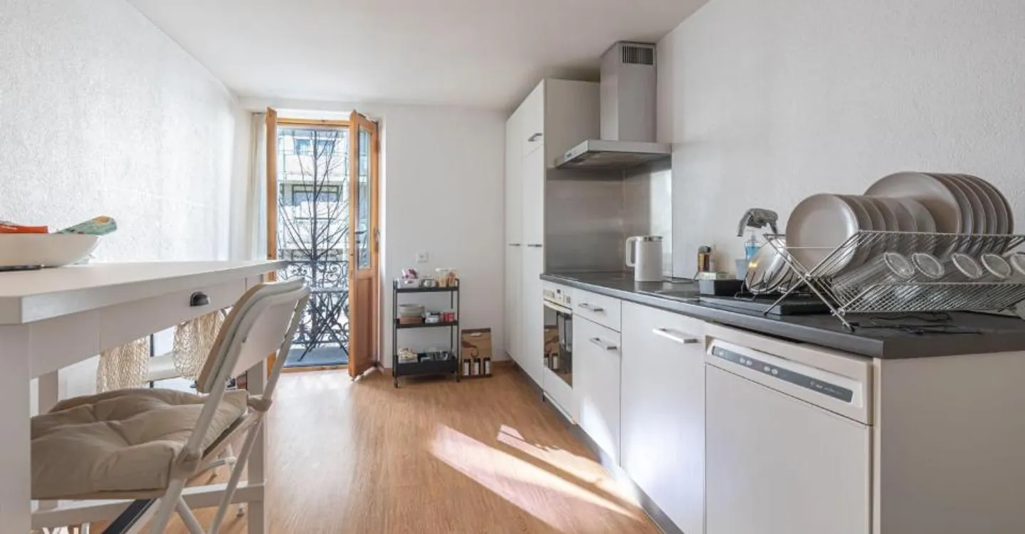 Modern 4.5-Room Apartment in Brig - Photo 2 of 13