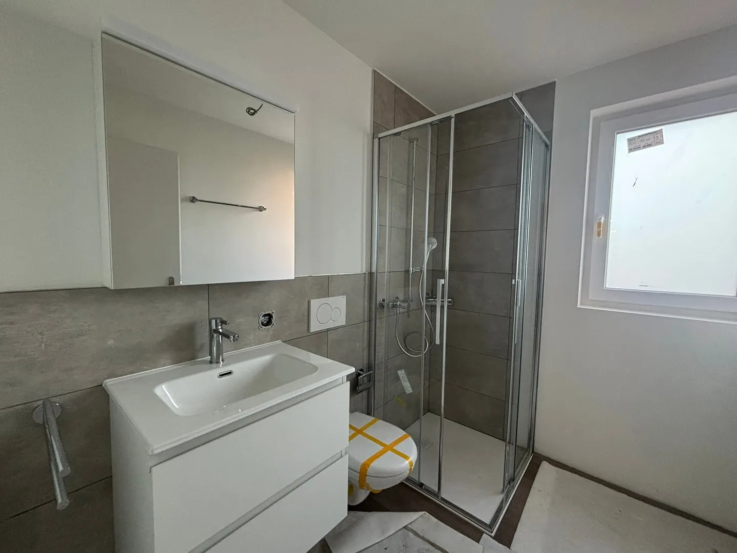 Moderne appartamenti di 2,5 stanze con grande giardino in posizione privilegiata a Cadenazzo - Foto 6 di 9