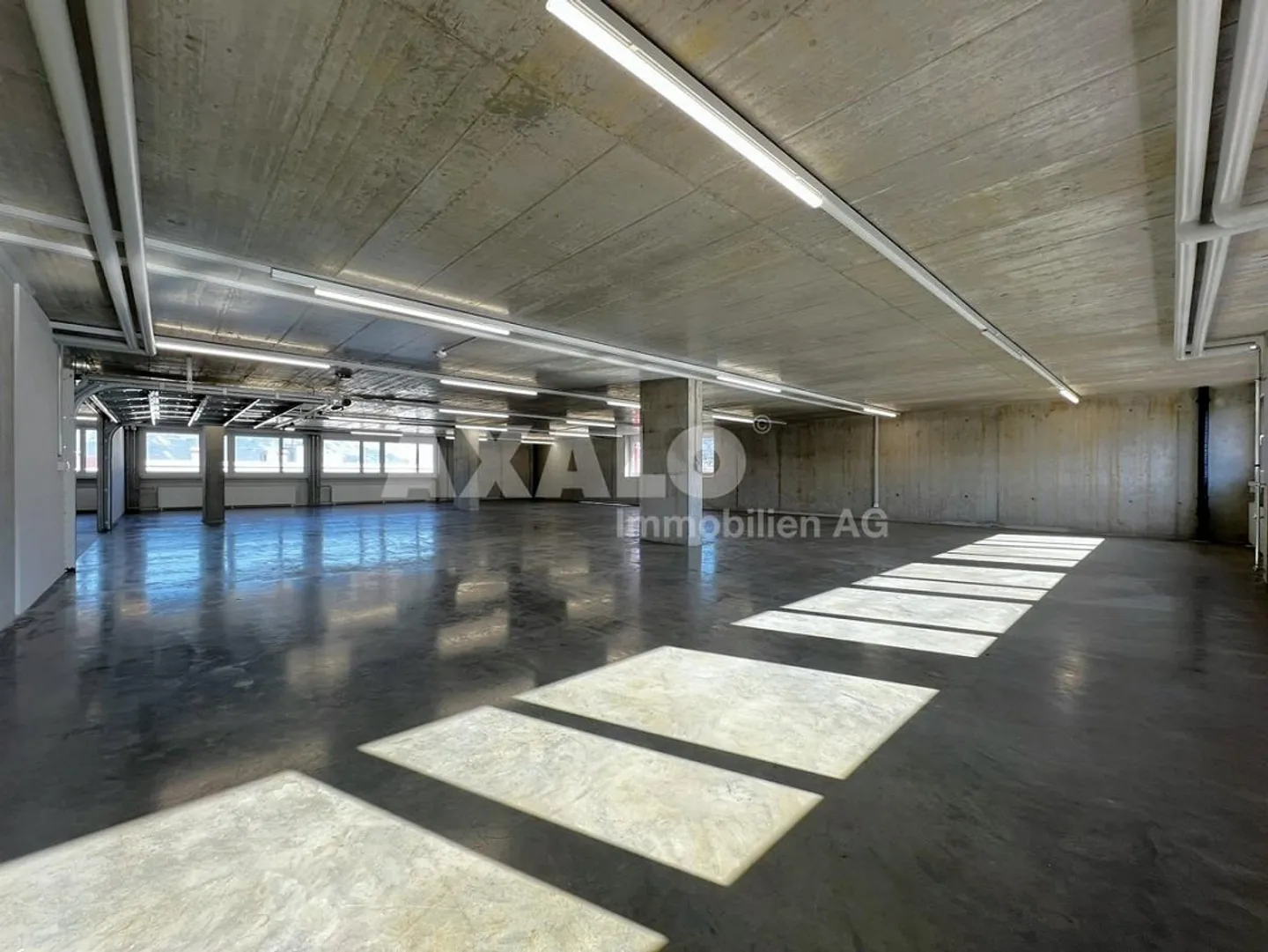 Attractive commercial space for various usage options with... - Photo 2 of 11