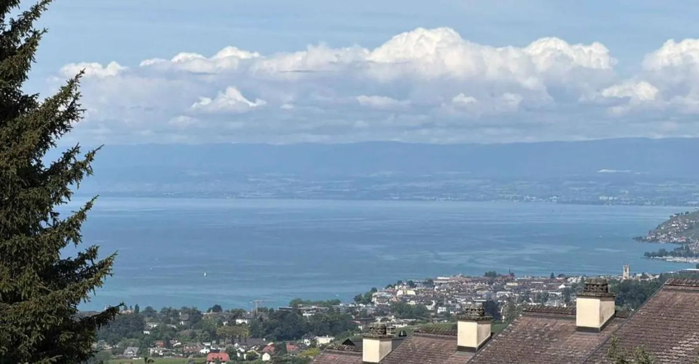 Villa Charmante avec Vue sur le Lac - Photo 5 sur 13