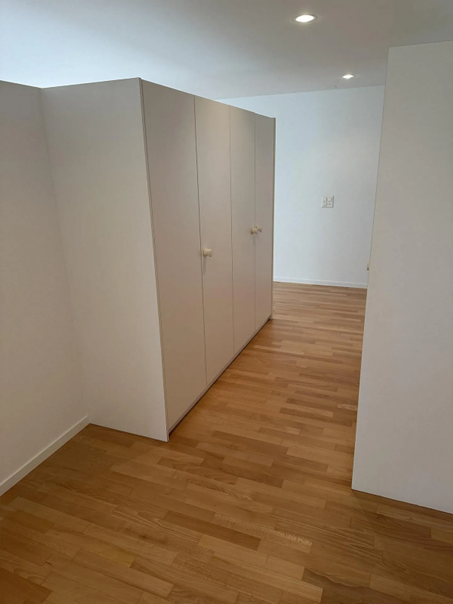 Ampio appartamento di 3,5 locali in una posizione splendida - Foto 4 di 7