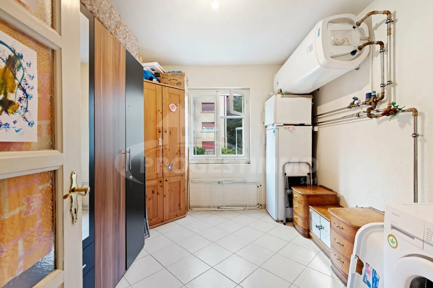 APPARTAMENTO DI 5.5 STANZE CON STUDIO ANNESSO AL PREZZO DI VENDITA - Foto 9 di 10