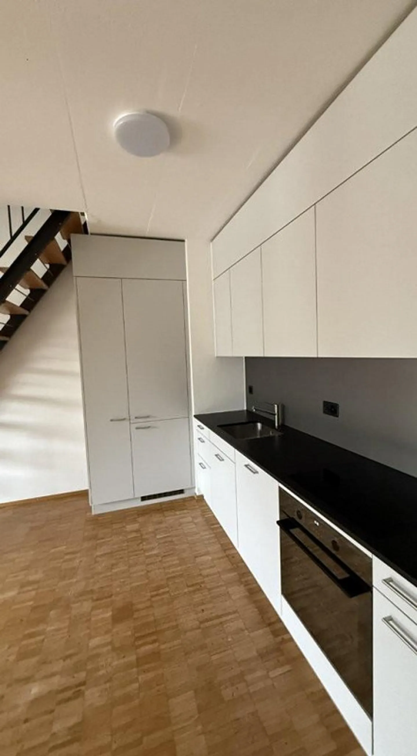 Schöne Wohnung an zentraler Lage - Foto 3 von 9