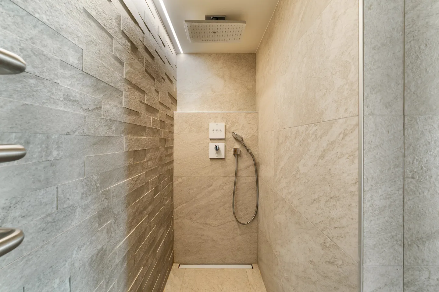 Villa Contemporanea con Vista Lago - Foto 18 di 26