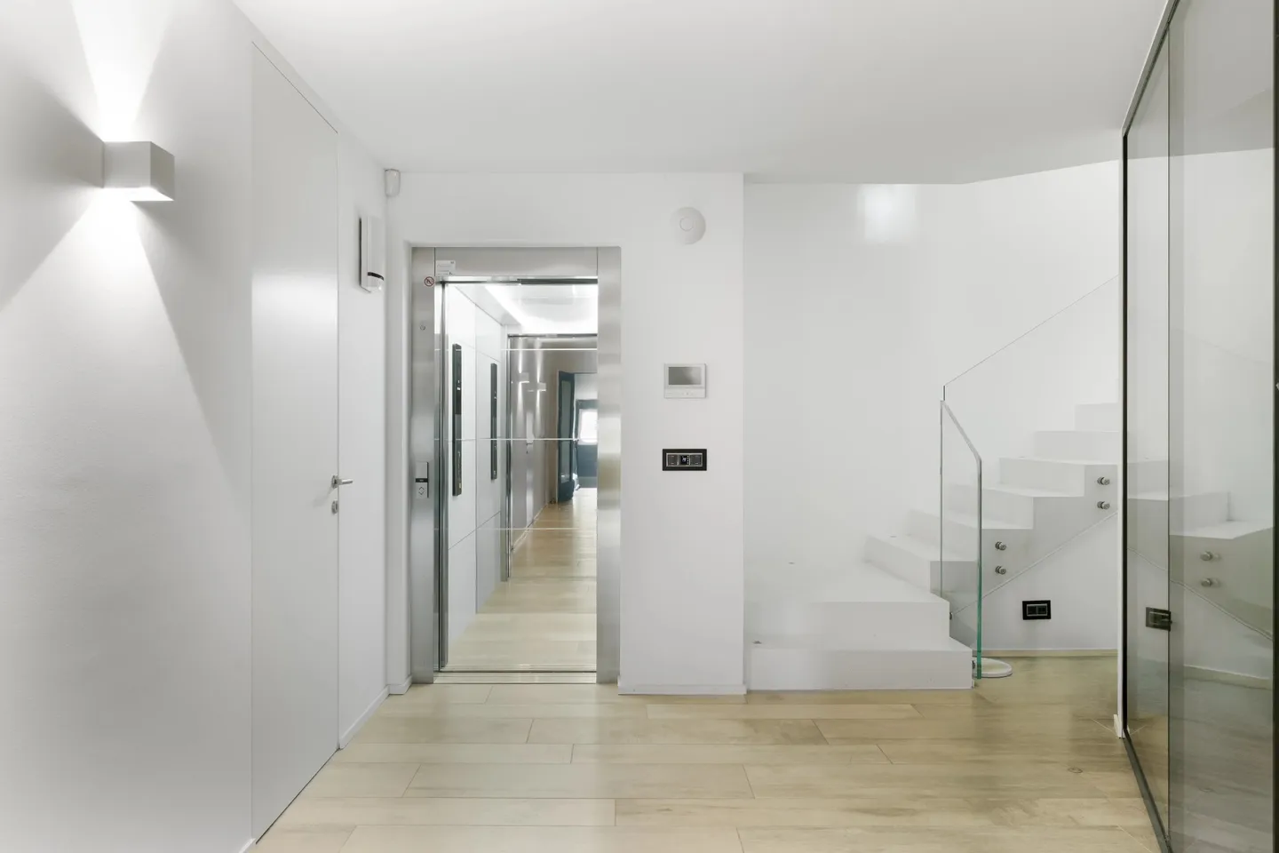 Villa Contemporanea con Vista Lago - Foto 24 di 26