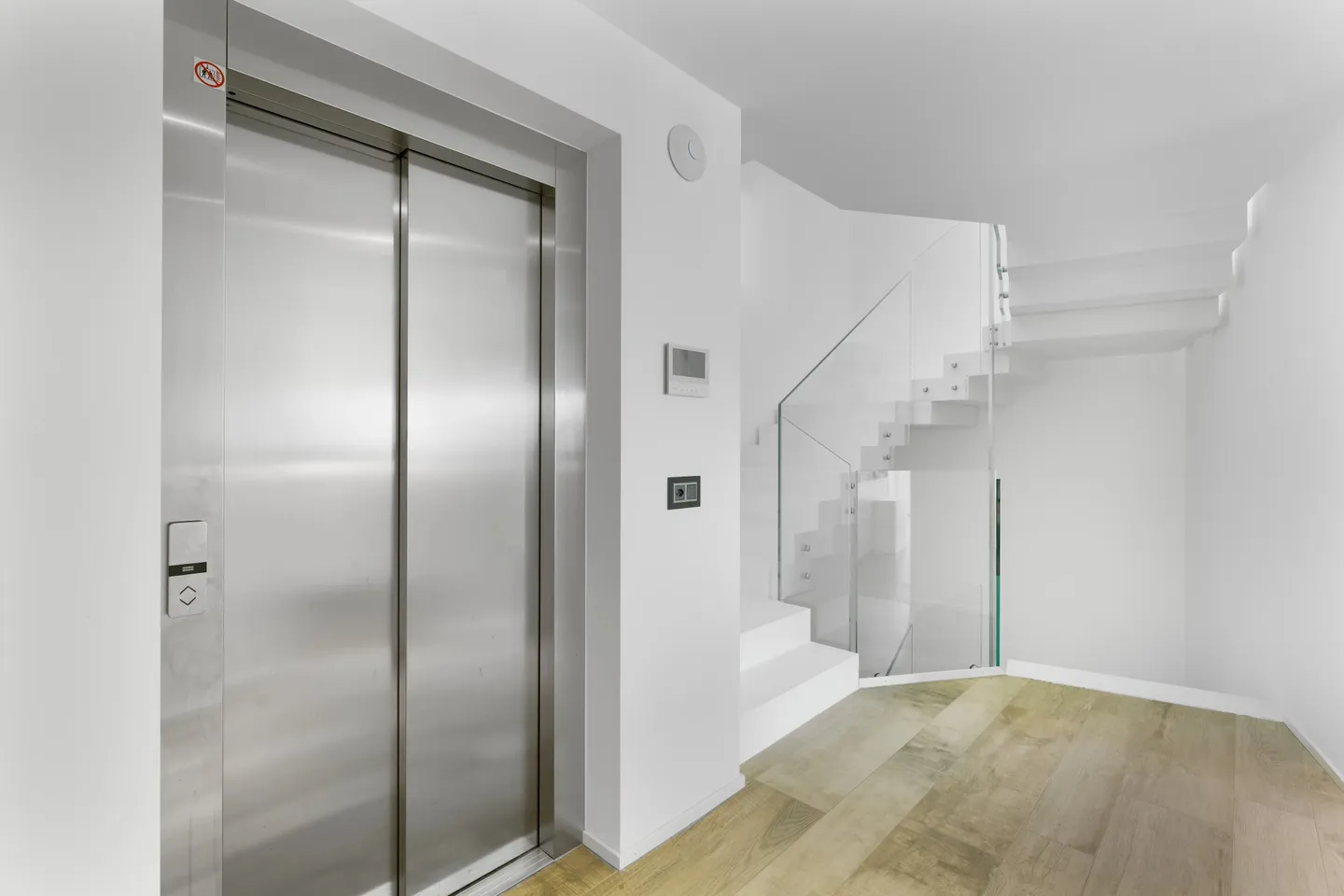 Villa Contemporanea con Vista Lago - Foto 25 di 26