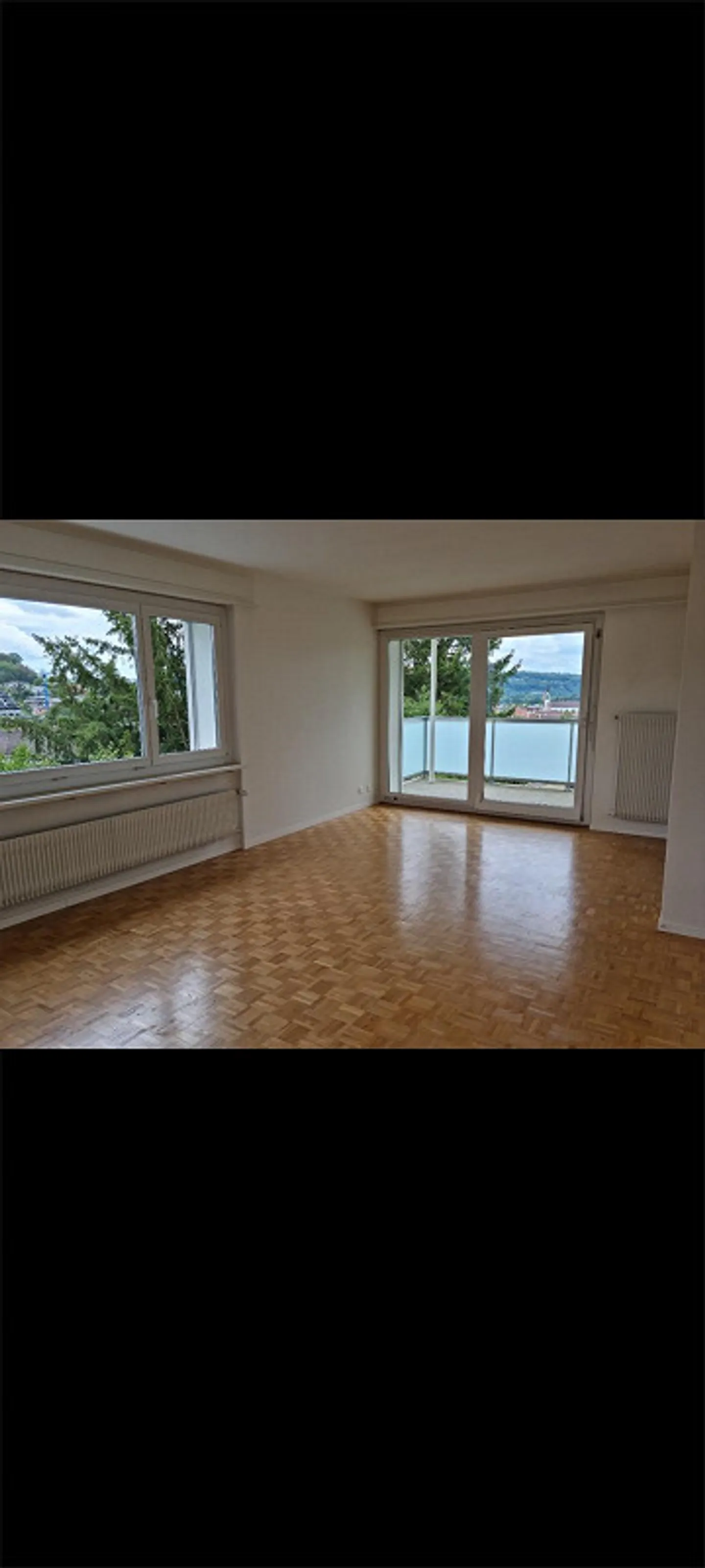 Appartement spacieux et lumineux de 4,5 pièces - Photo 2 sur 11