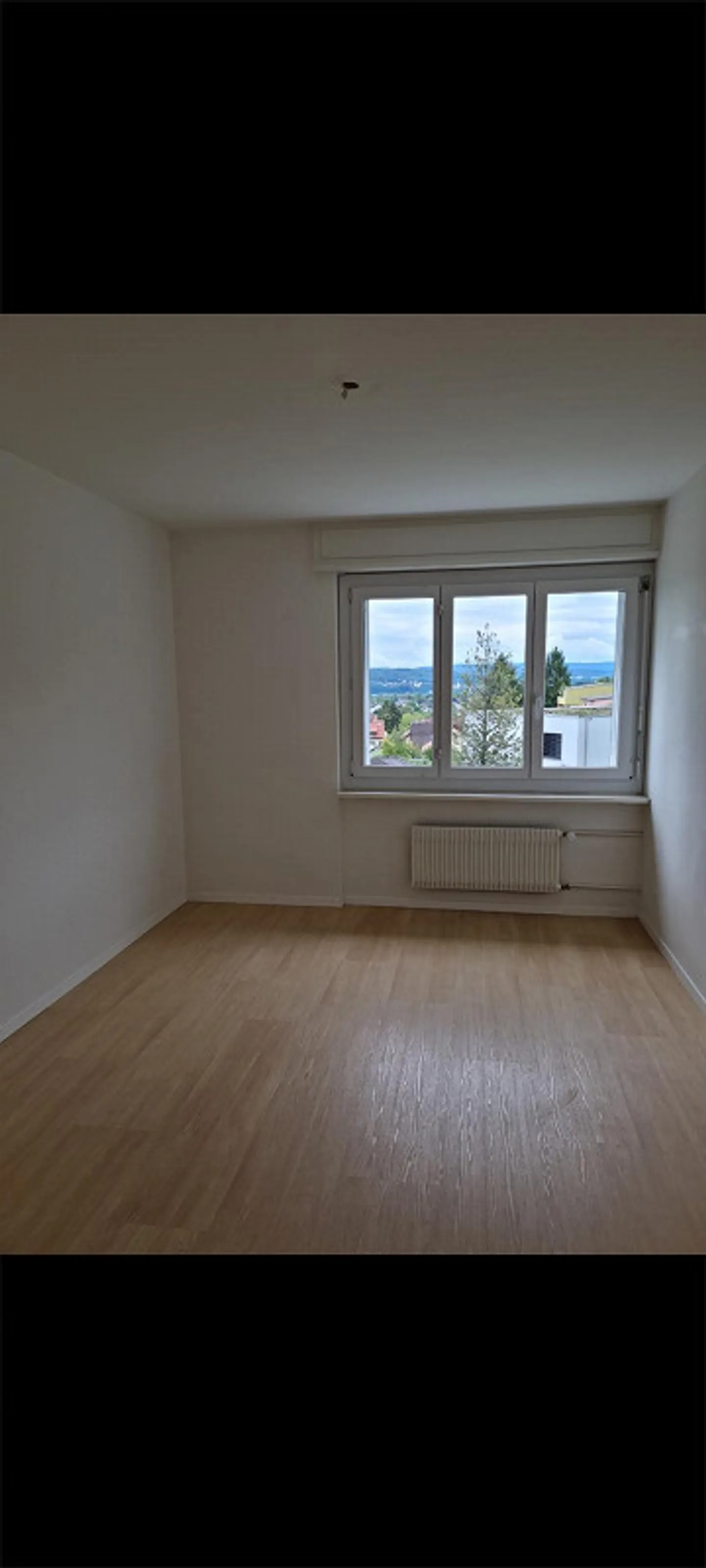 Appartement spacieux et lumineux de 4,5 pièces - Photo 6 sur 11