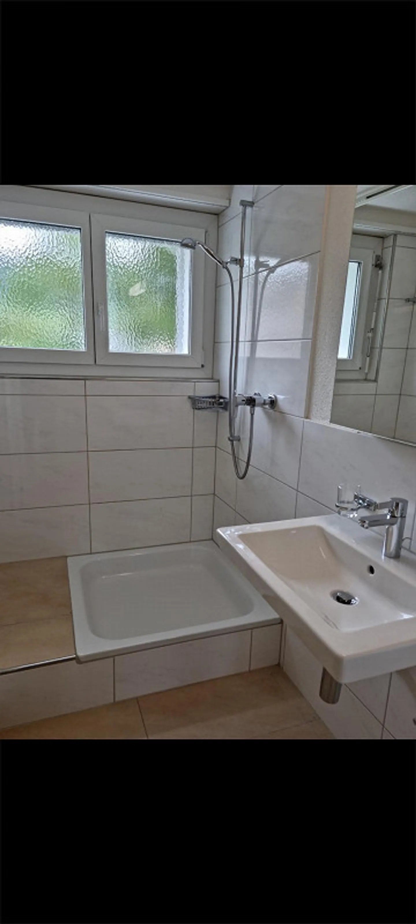 Appartement spacieux et lumineux de 4,5 pièces - Photo 9 sur 11